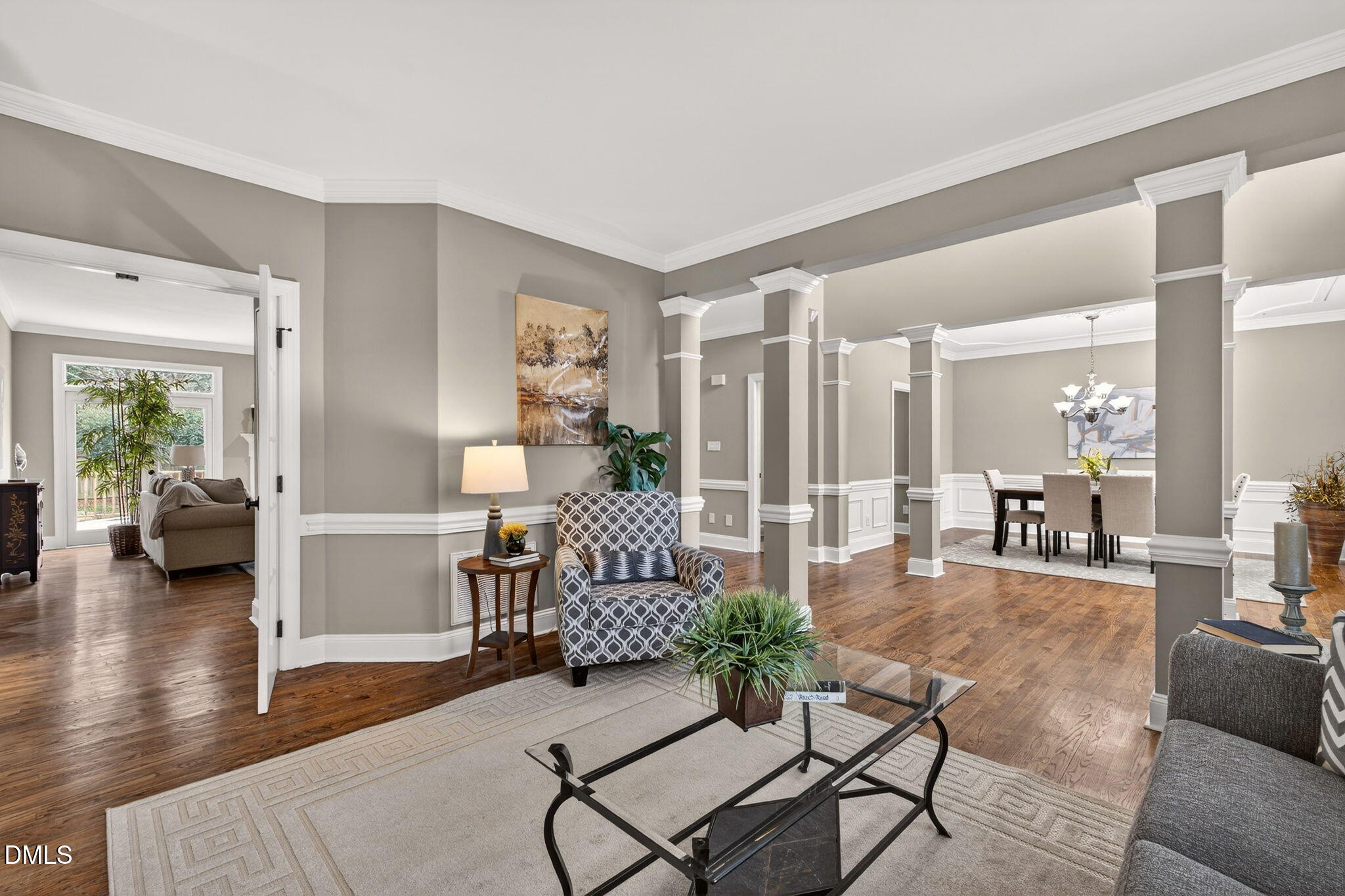 102 Travilah Oaks Lane