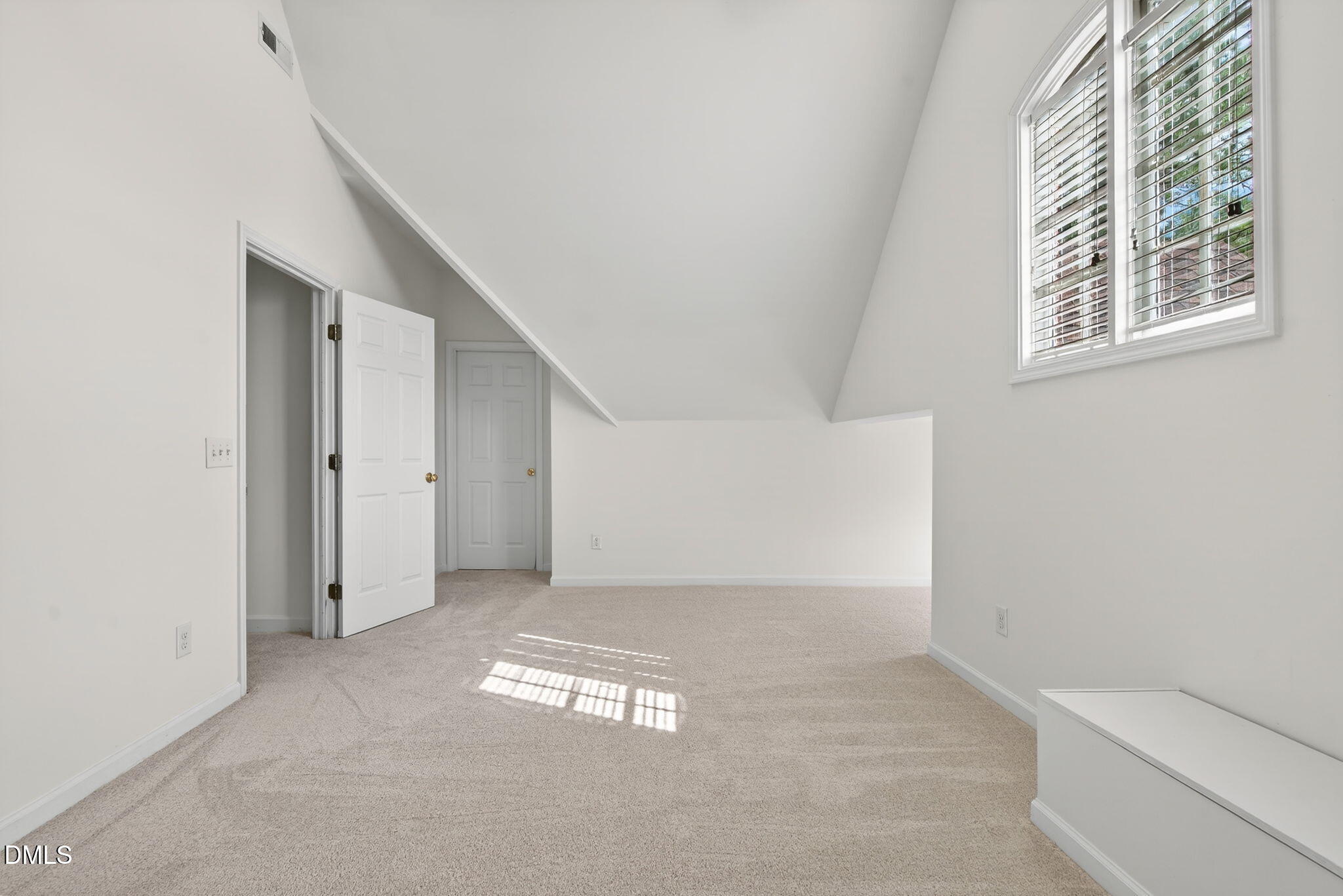 102 Trellingwood