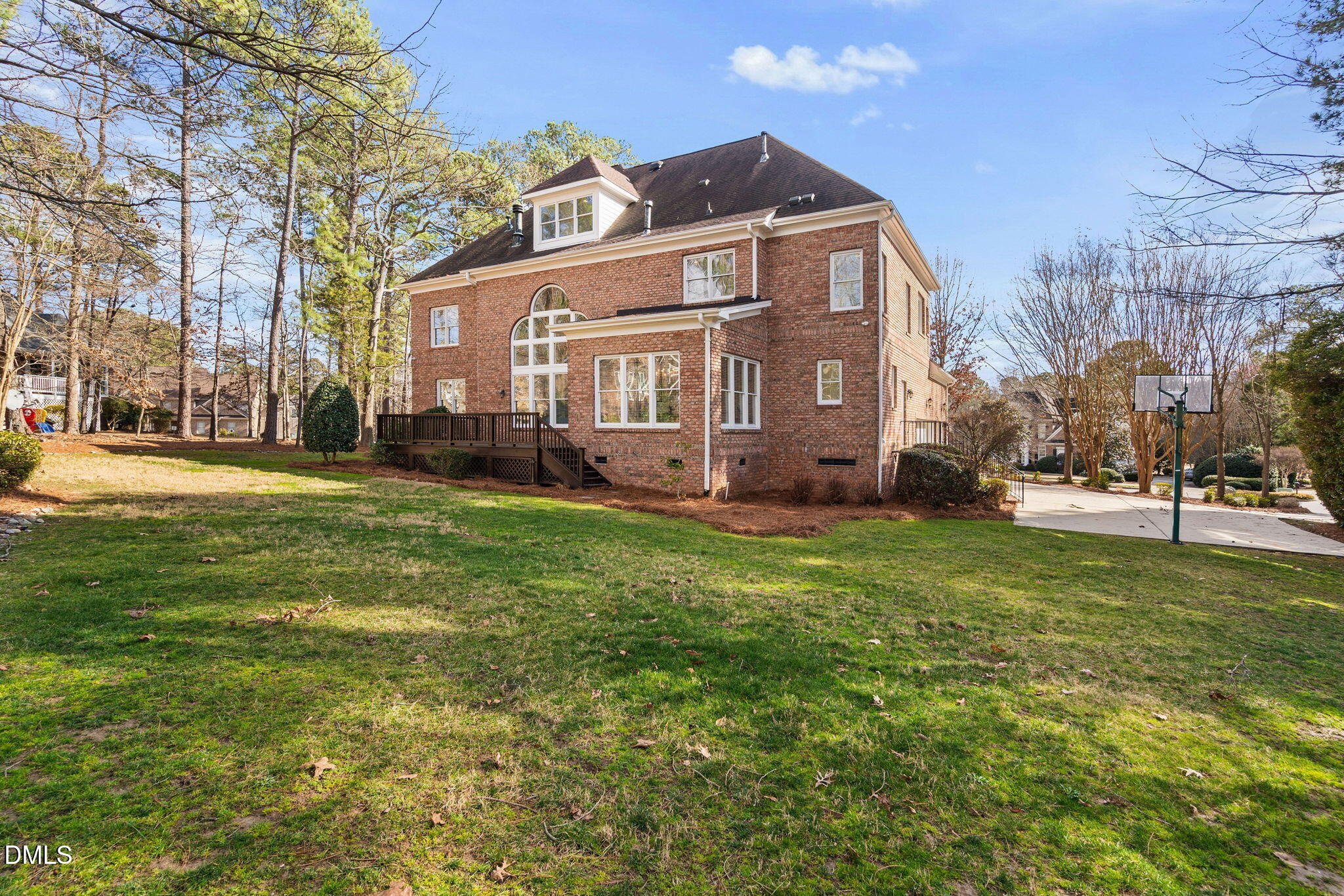 102 Trellingwood