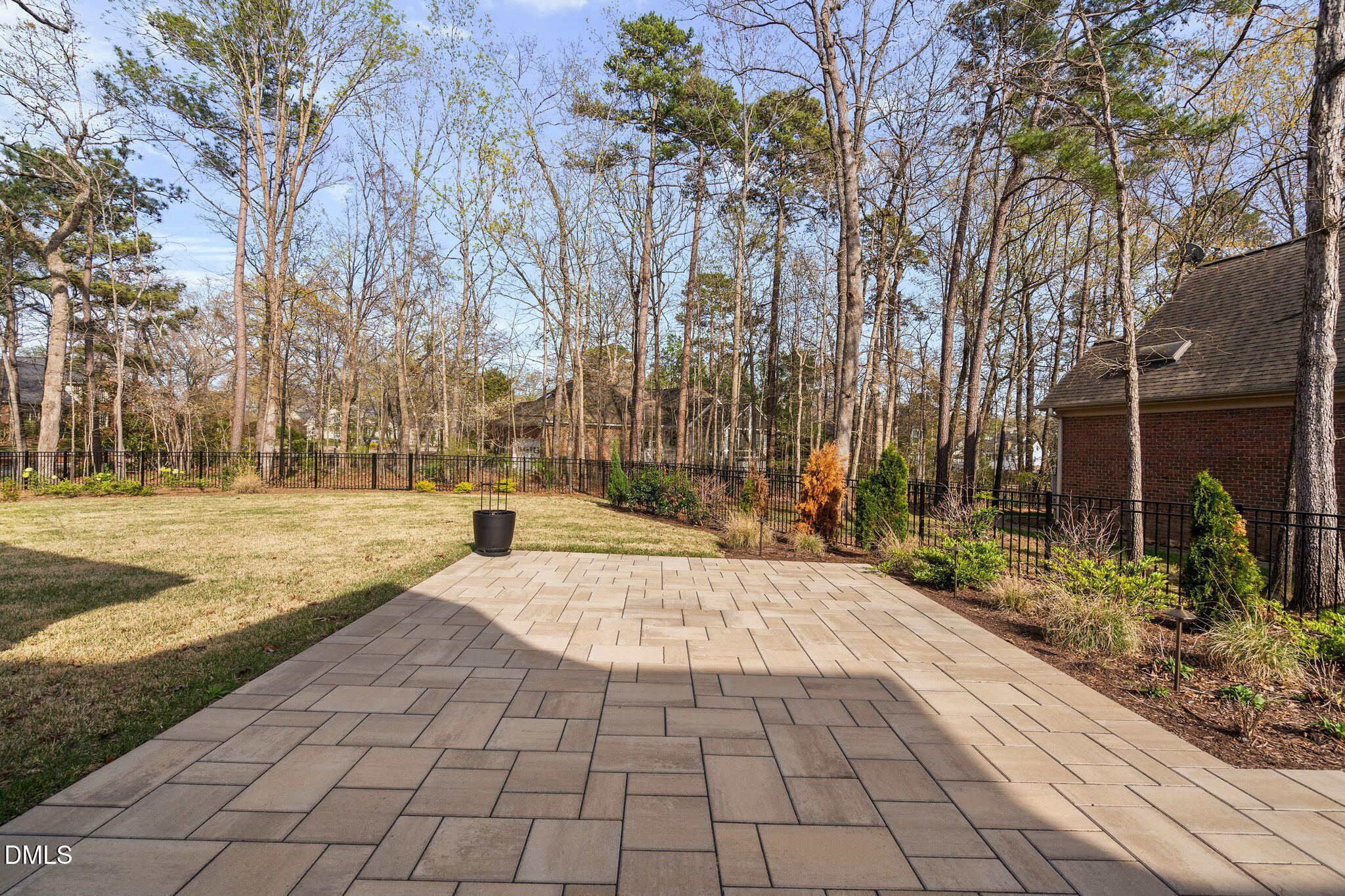 101 Flying Hills Circle