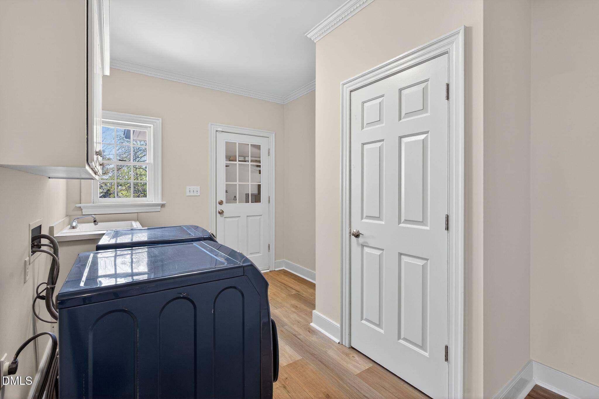 101 Flying Hills Circle