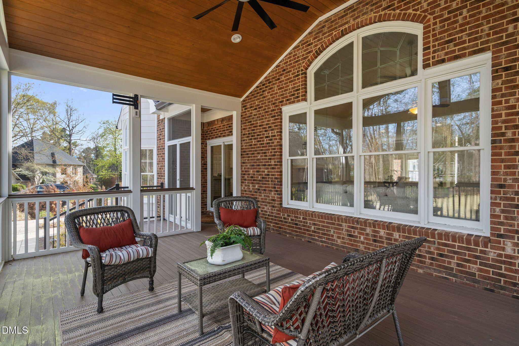 101 Flying Hills Circle