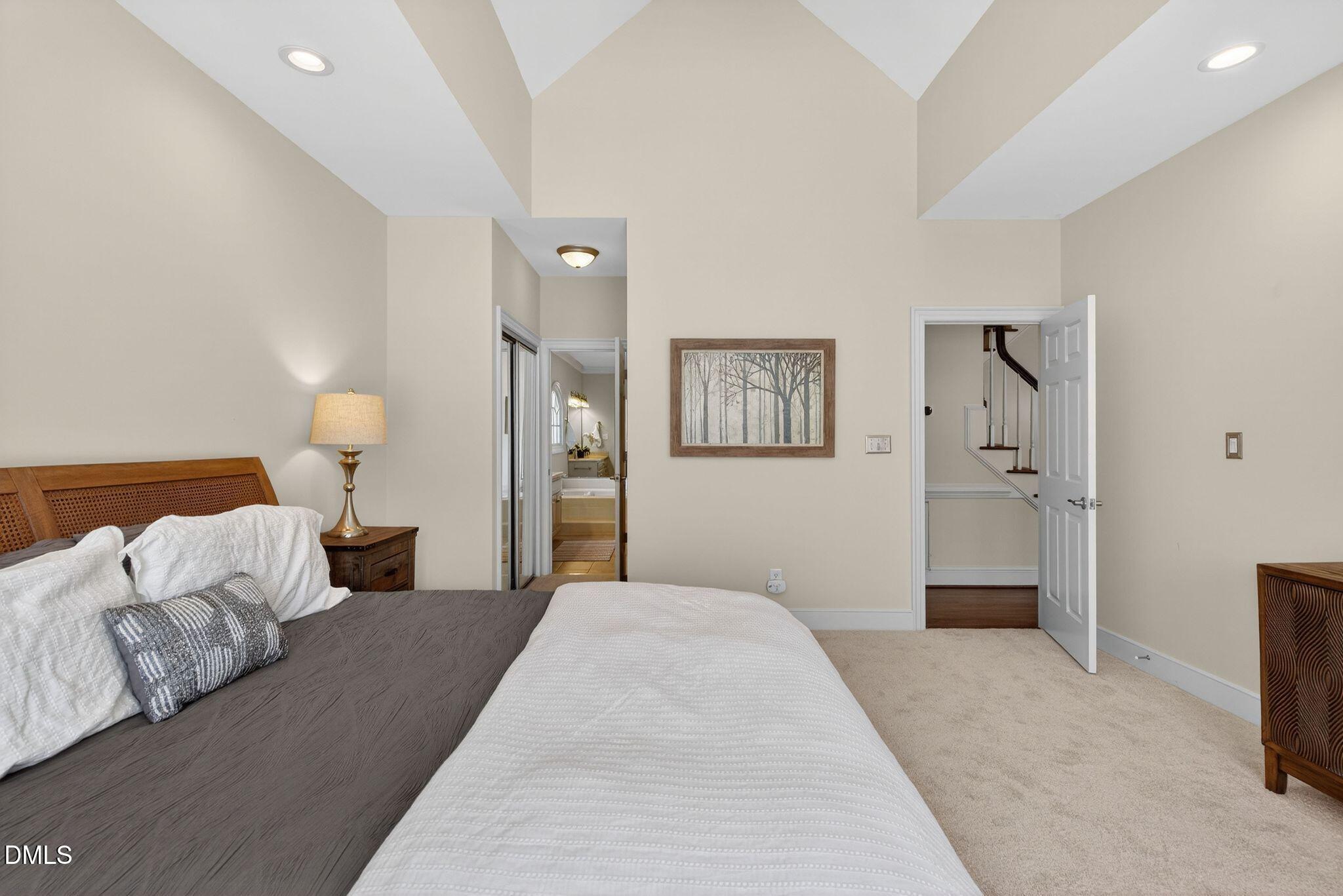 101 Flying Hills Circle