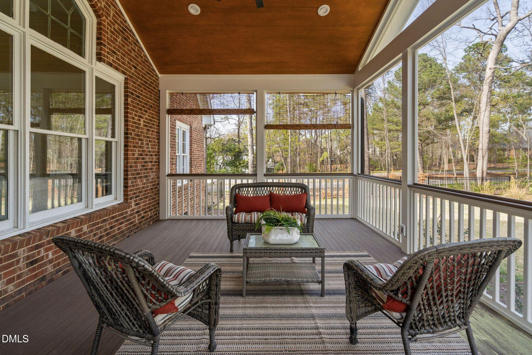 101 Flying Hills Circle