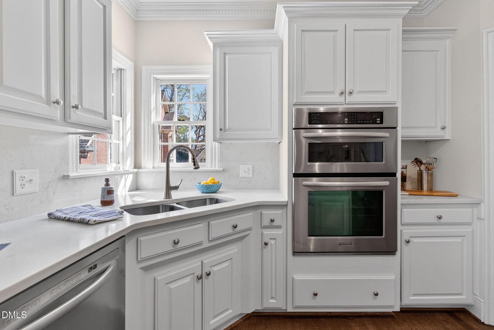 101 Flying Hills Circle