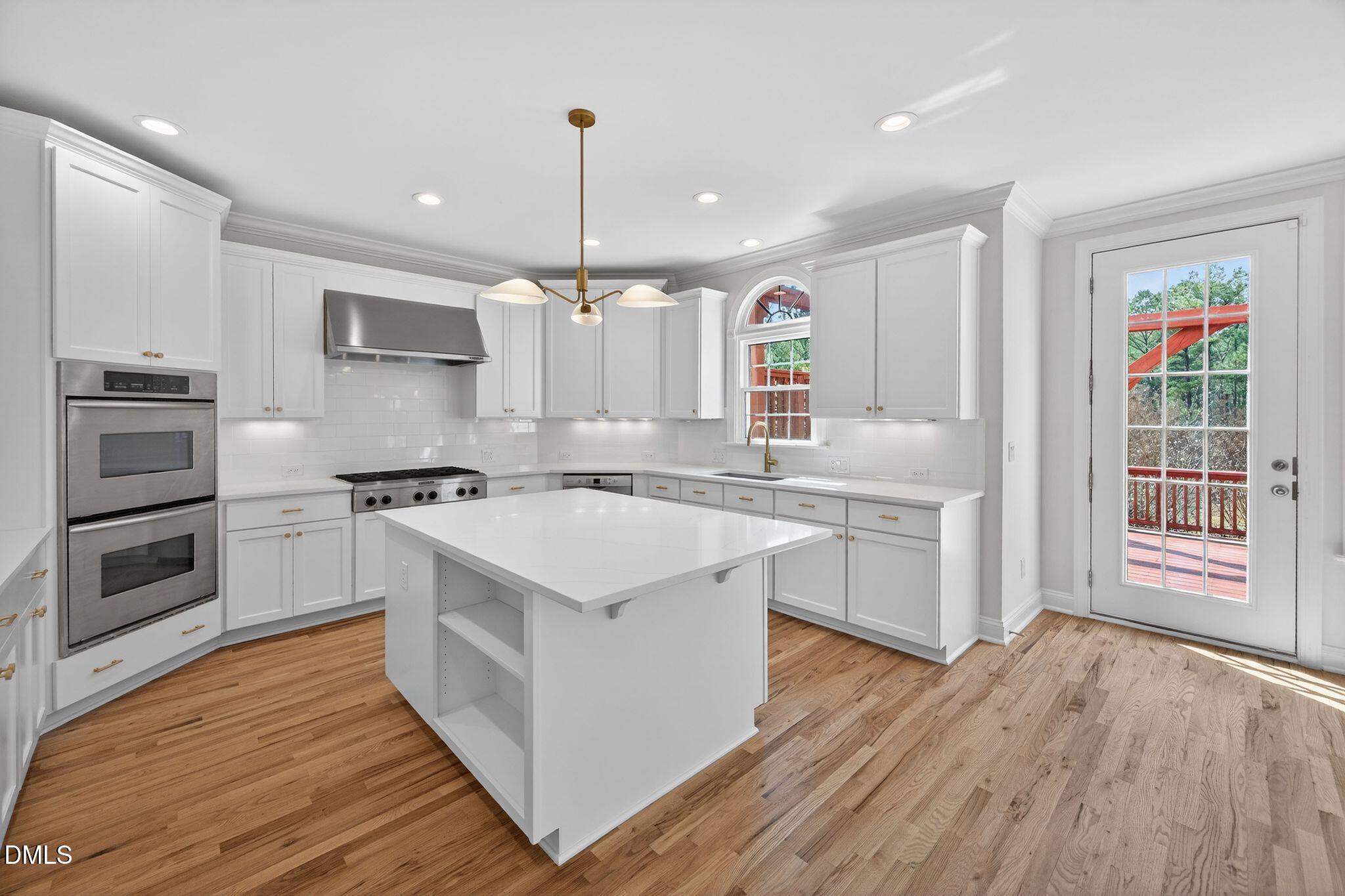 202 Lantern Ridge Lane