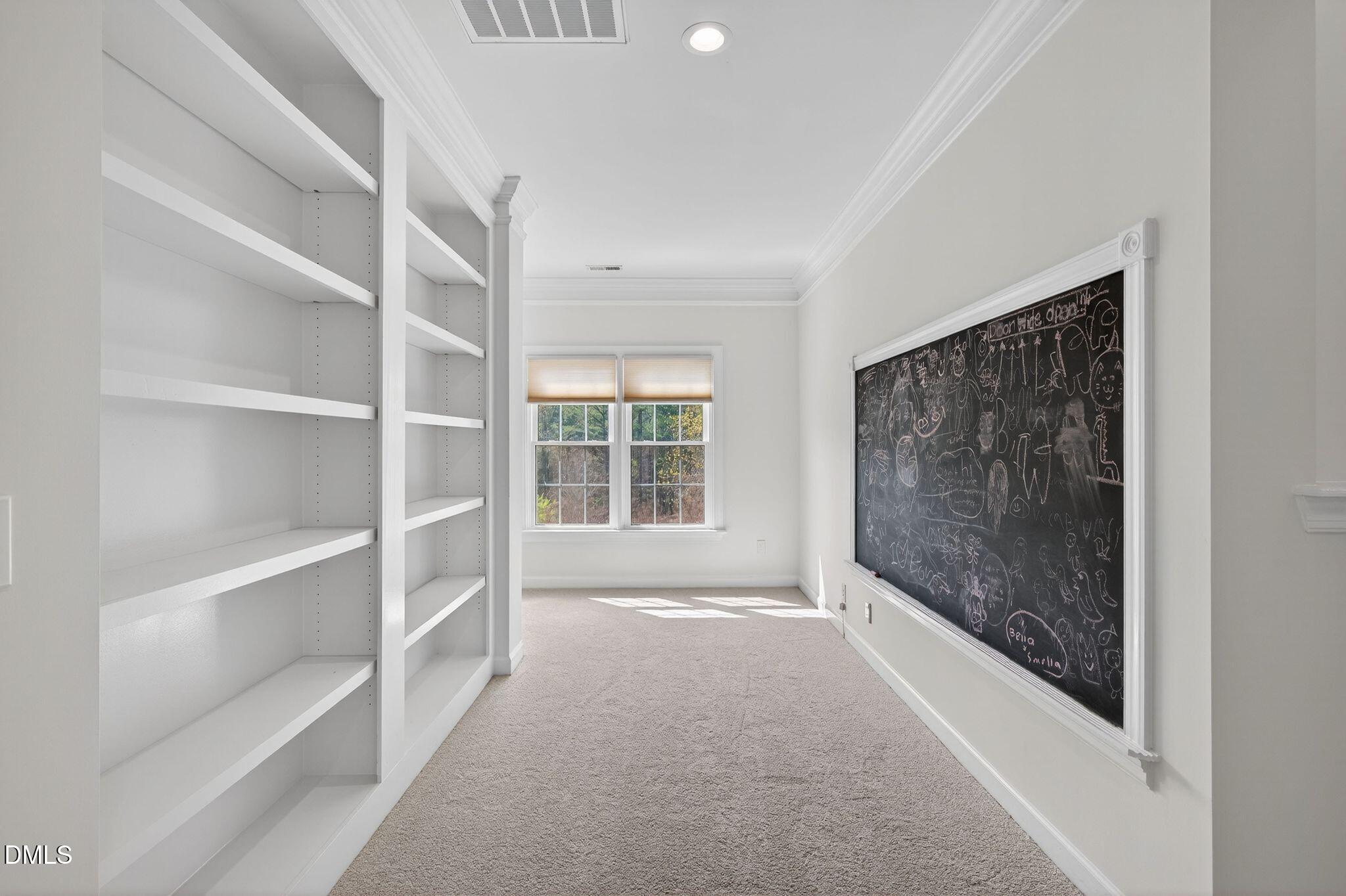 202 Lantern Ridge Lane