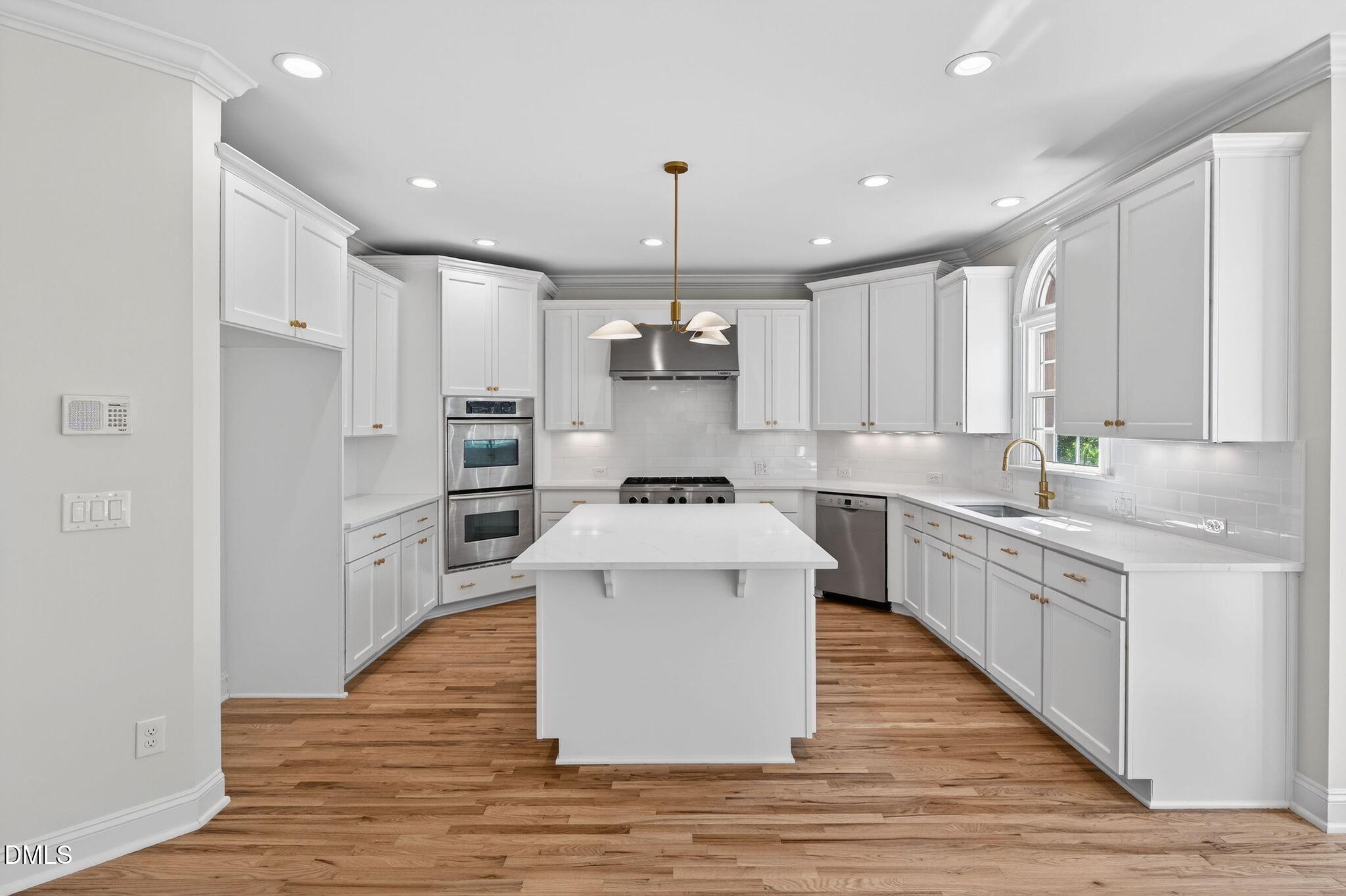 202 Lantern Ridge Lane