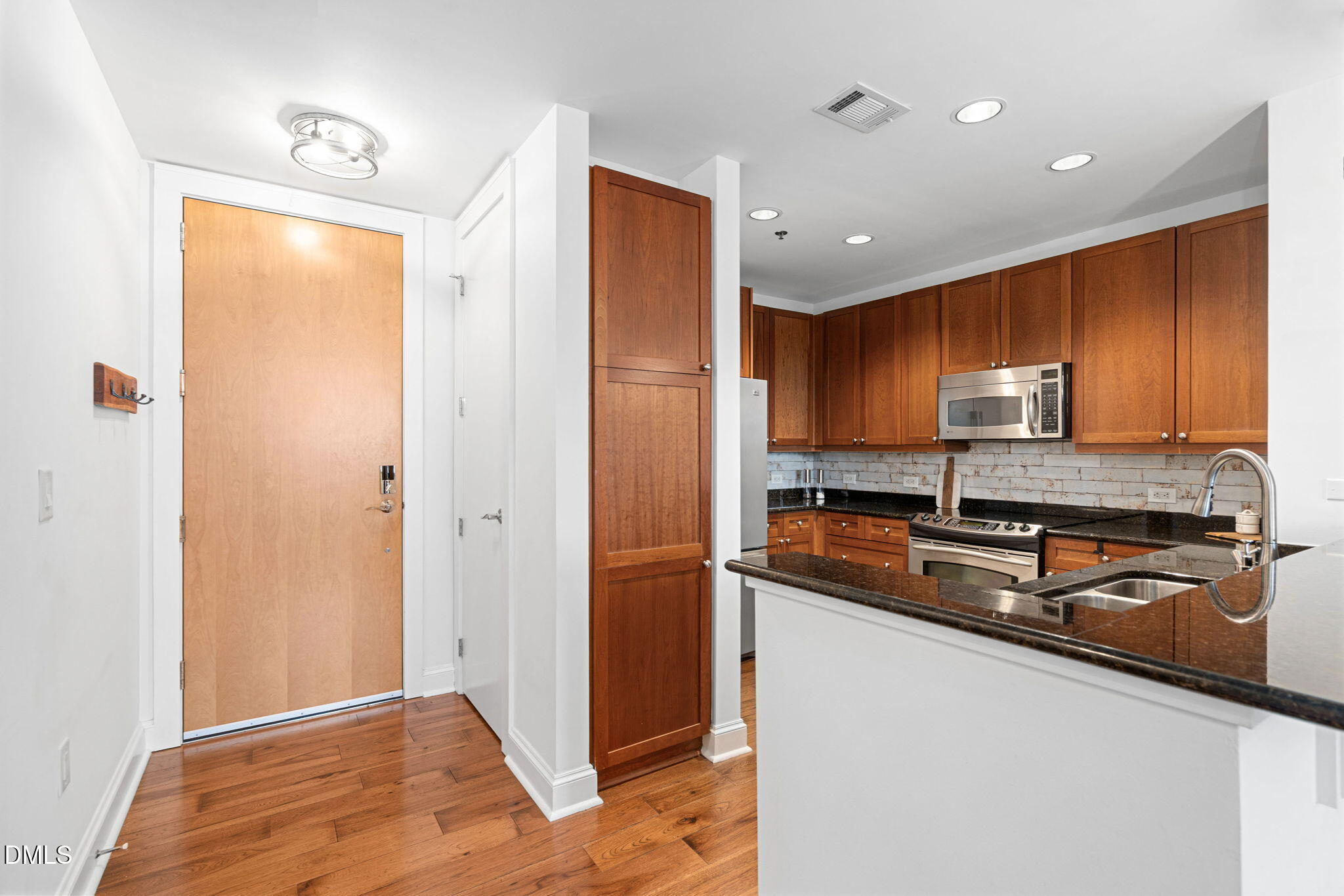 618 N Boylan Avenue # 812