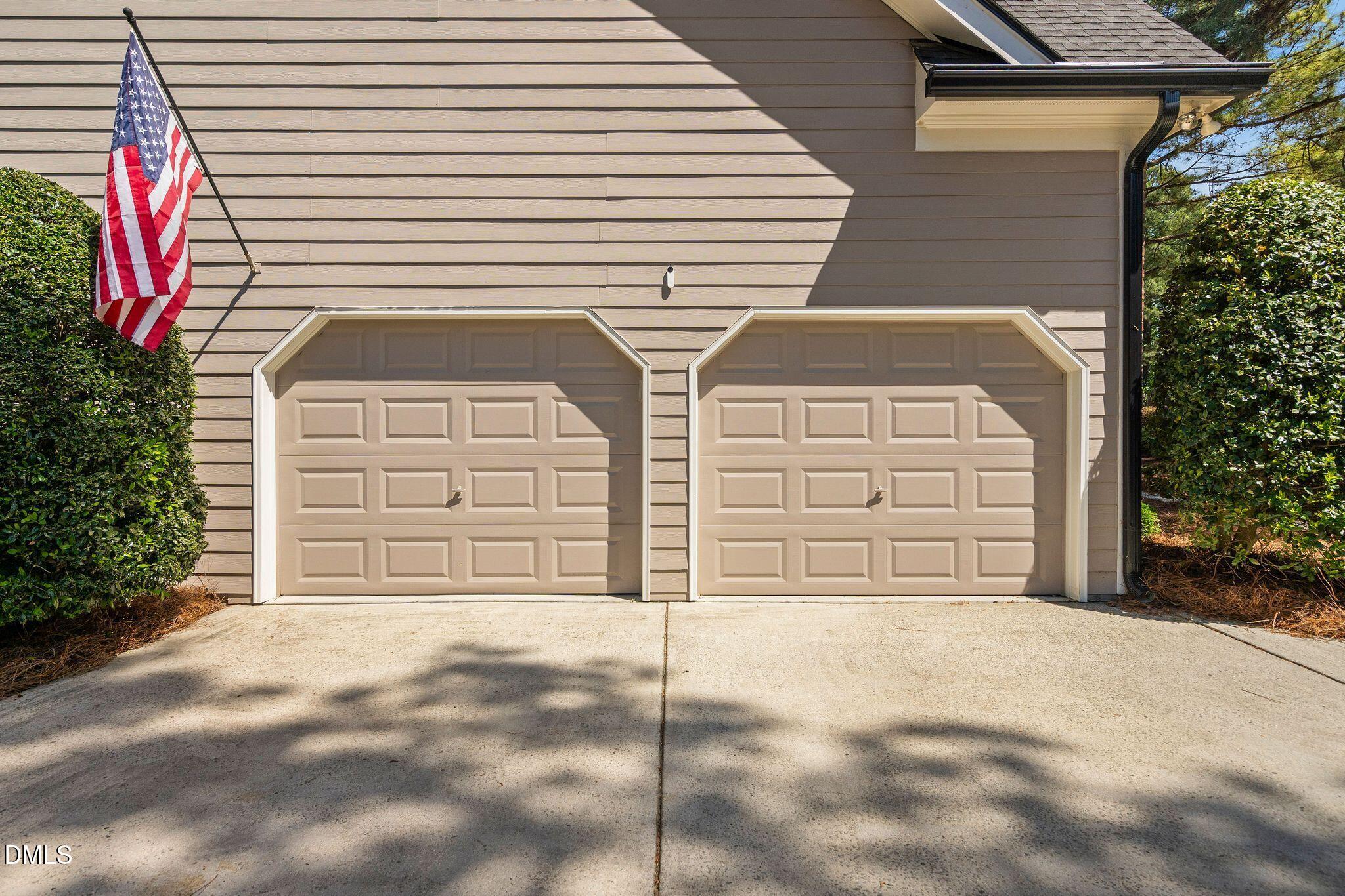 106 Caviston Way