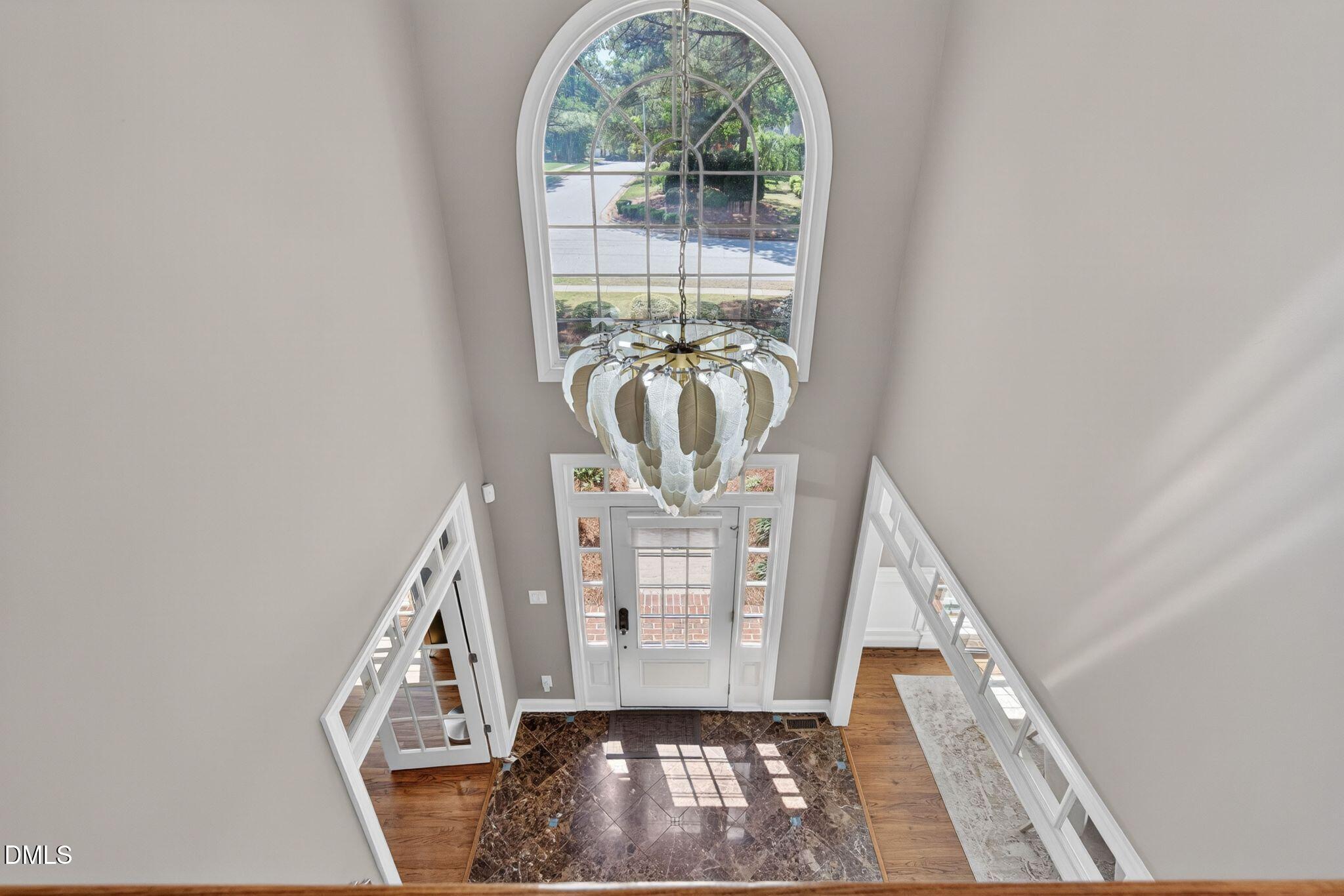 106 Caviston Way