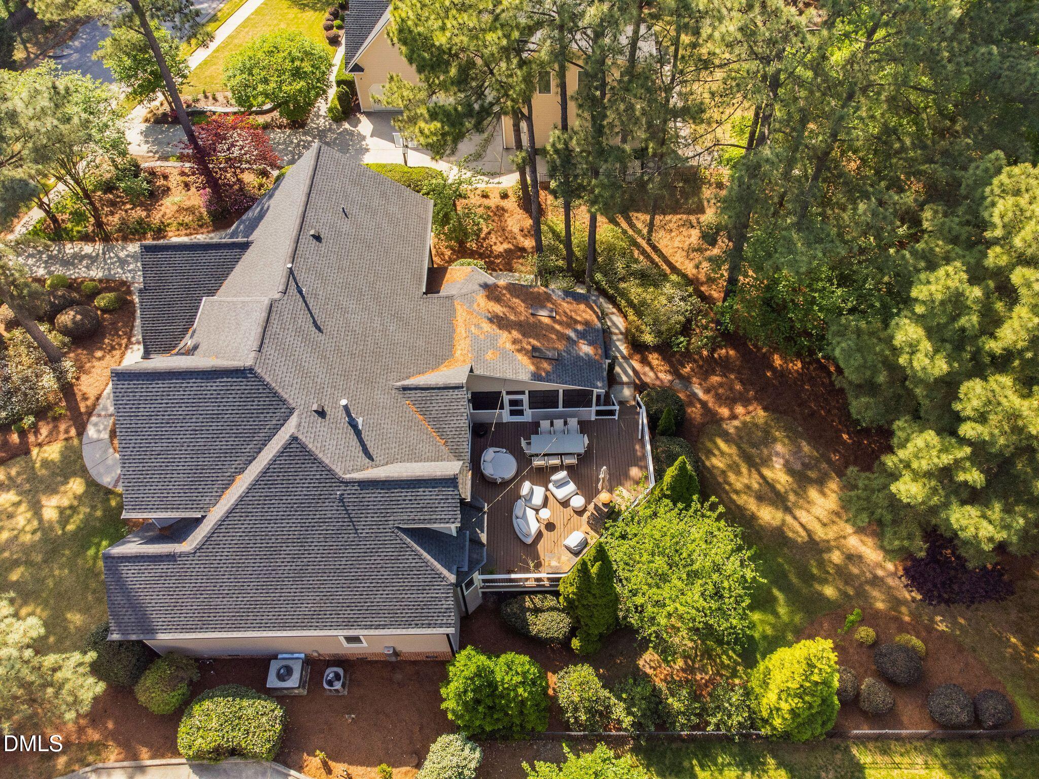106 Caviston Way