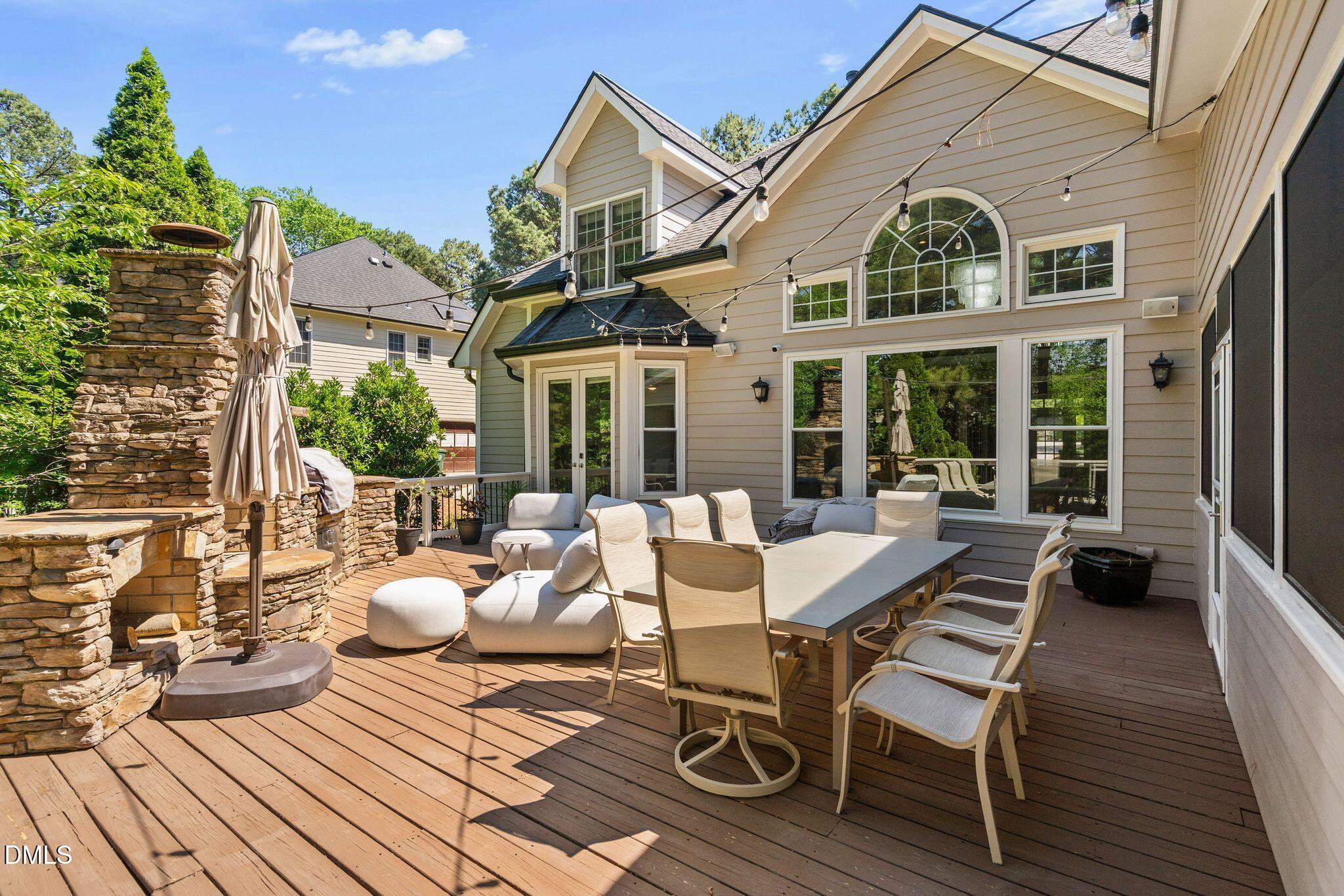 106 Caviston Way