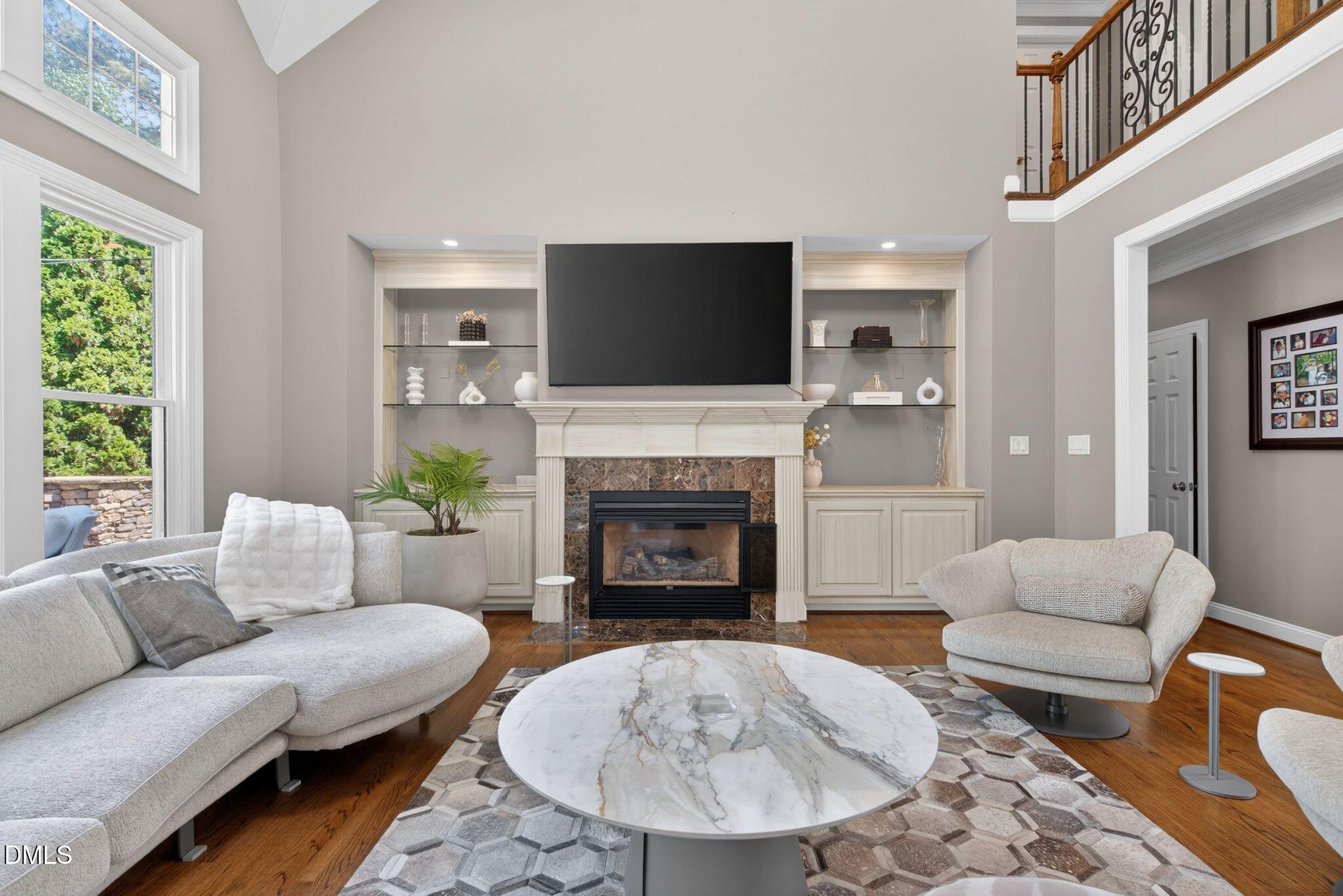 106 Caviston Way