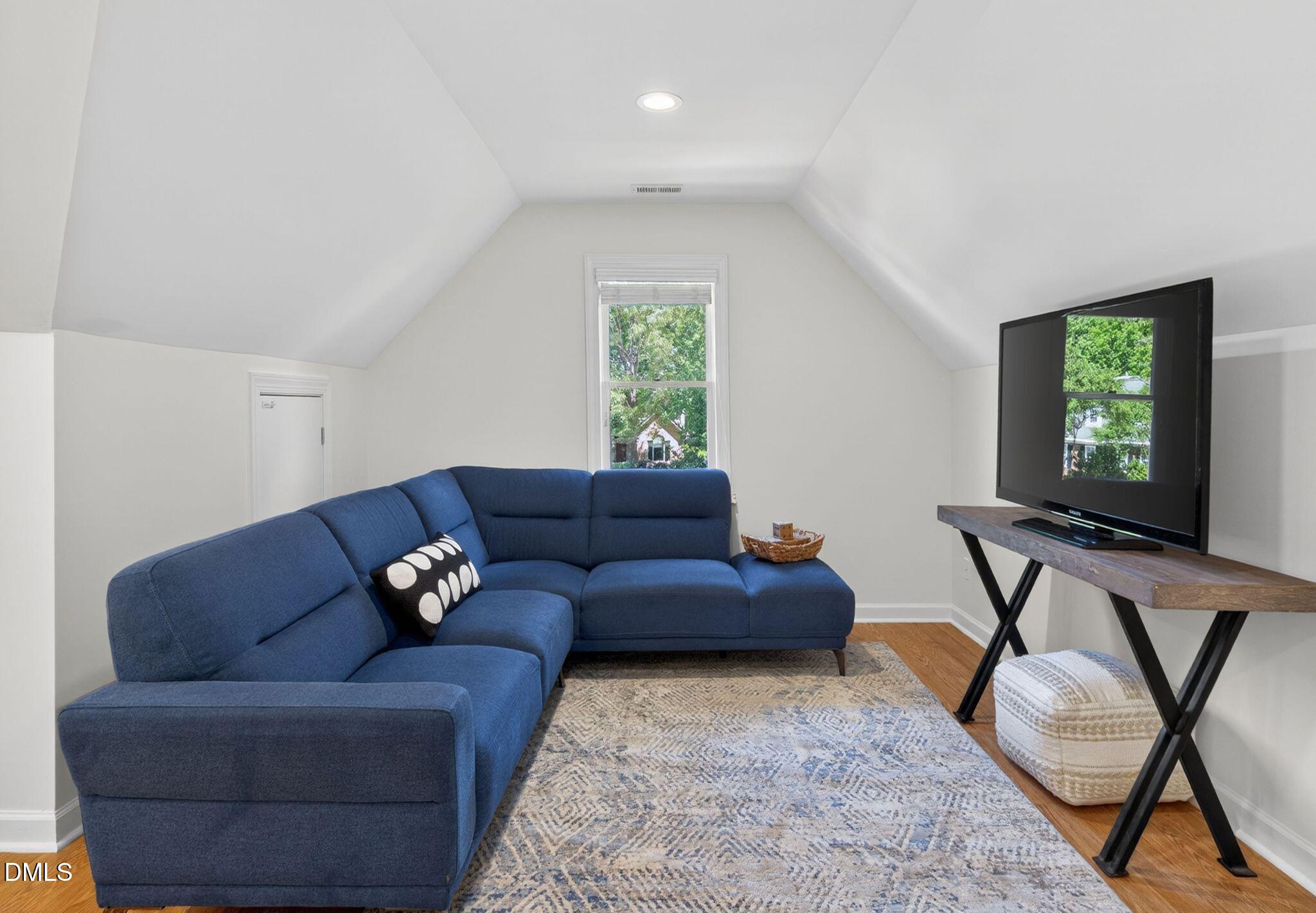 109 Clubstone Lane