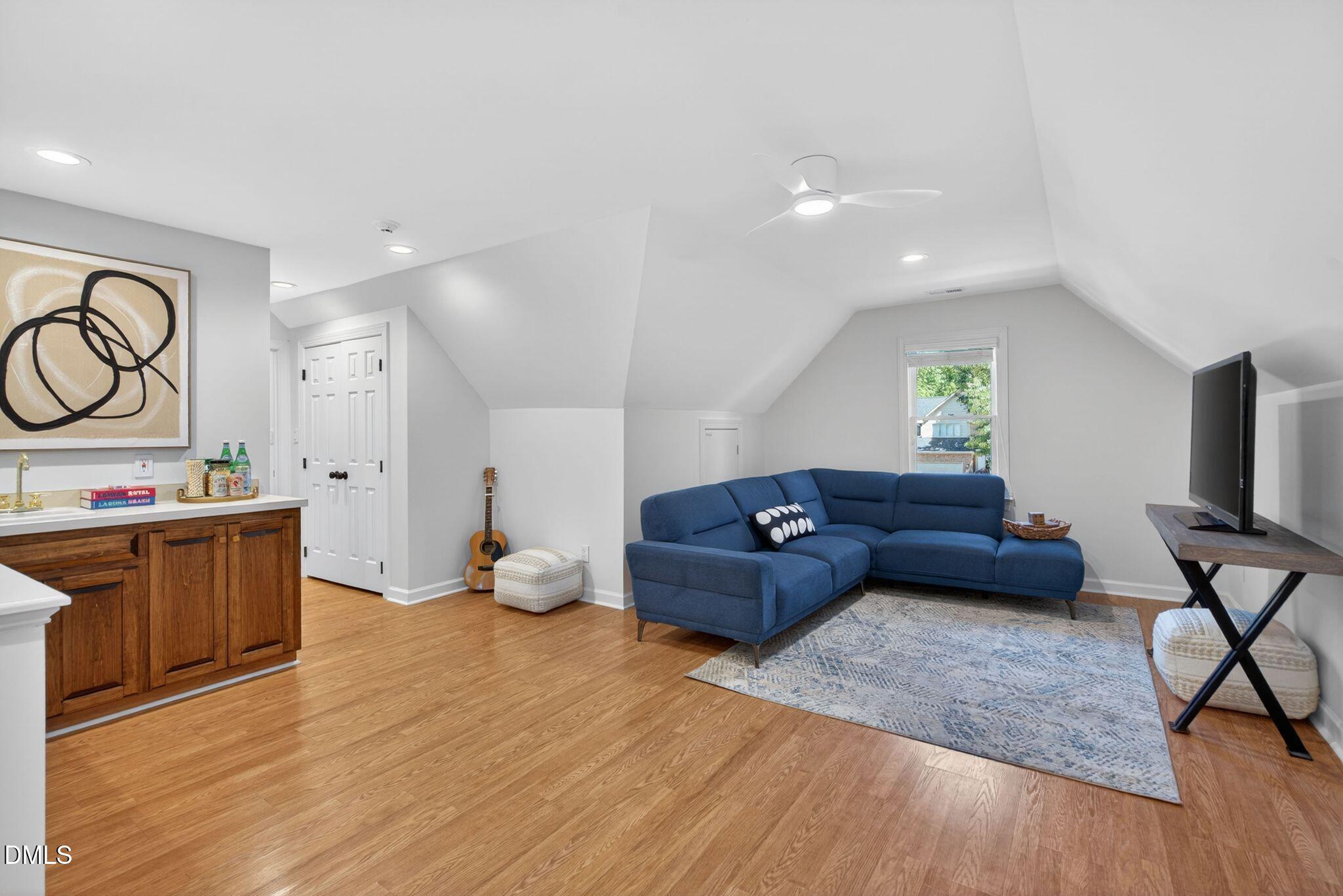 109 Clubstone Lane