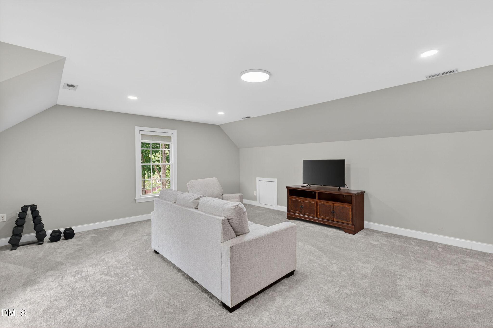 107 Preston Grande Way