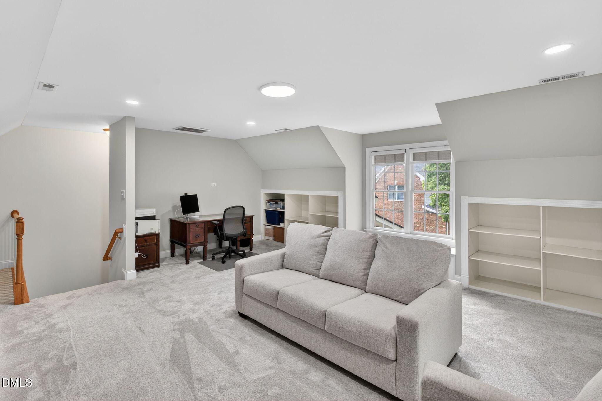 107 Preston Grande Way