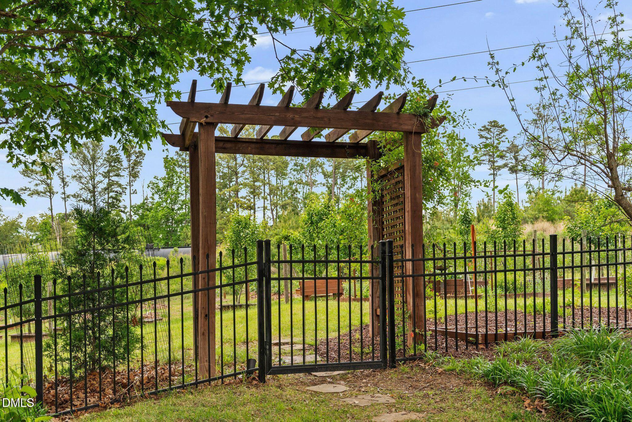 107 Preston Grande Way