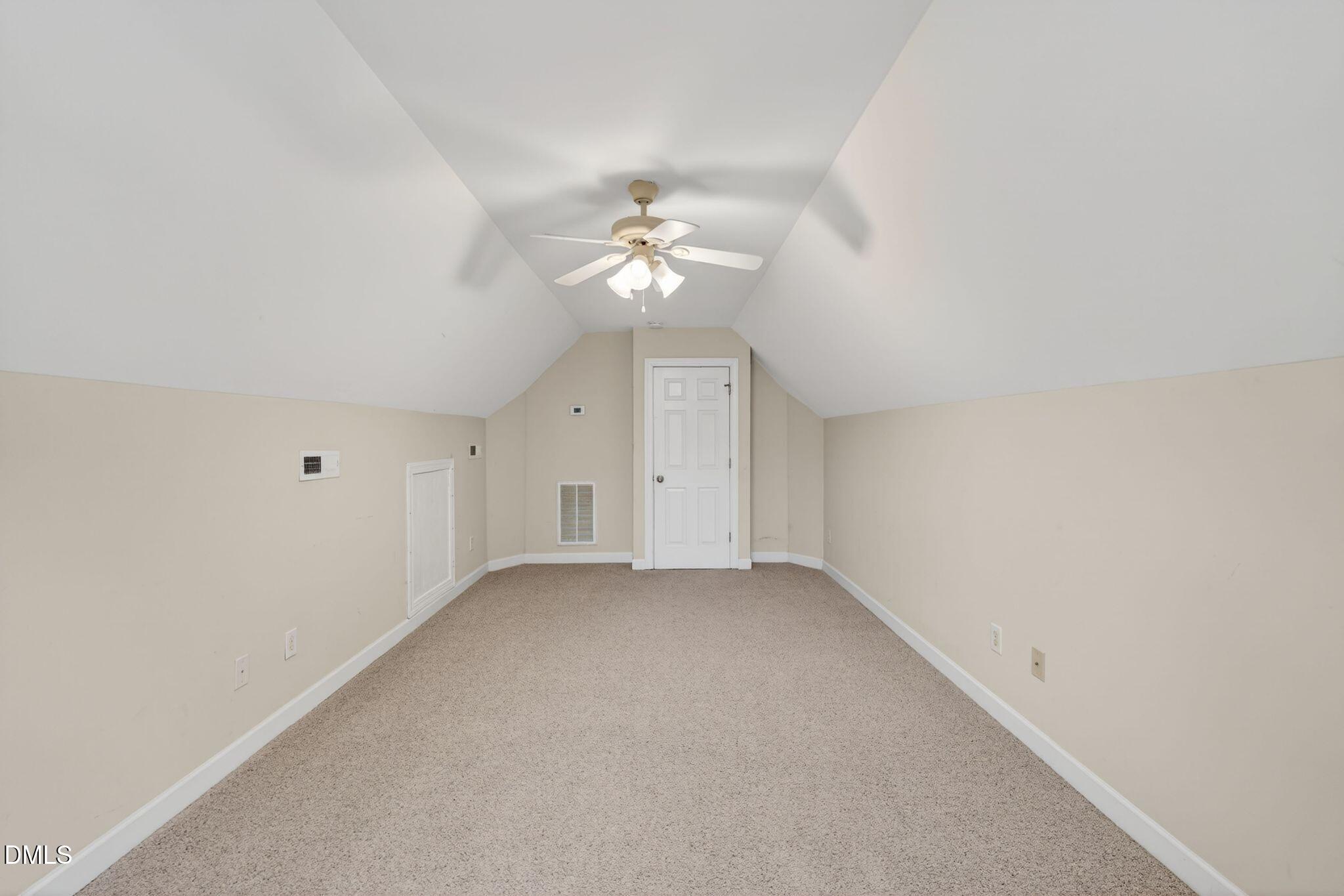 20 Foxhound Court