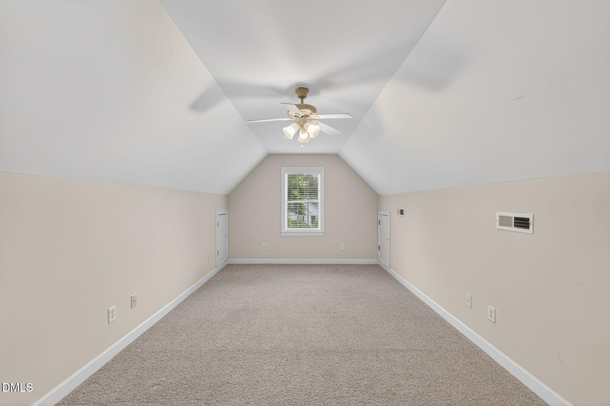 20 Foxhound Court