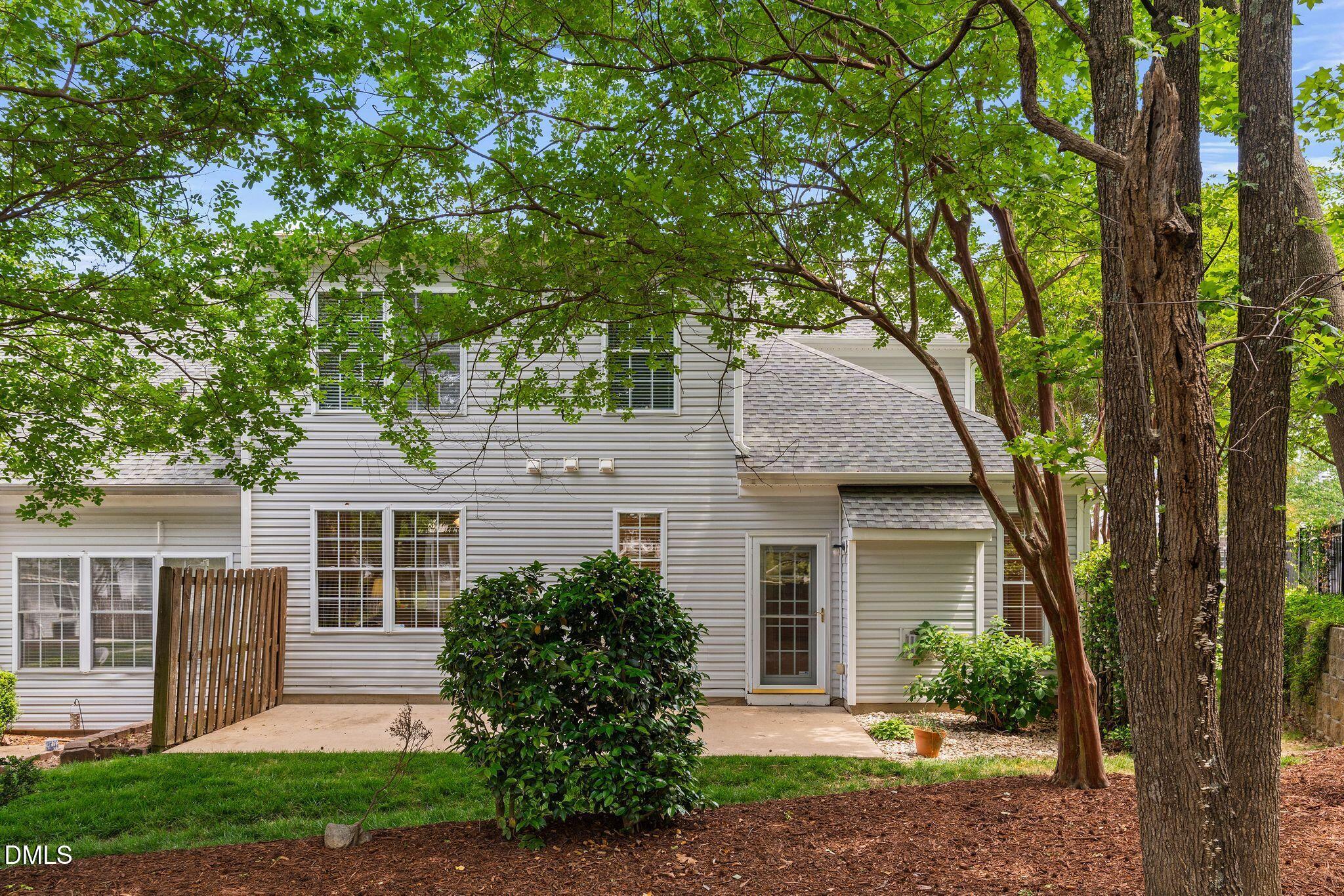 431 Sawgrass Hill Court