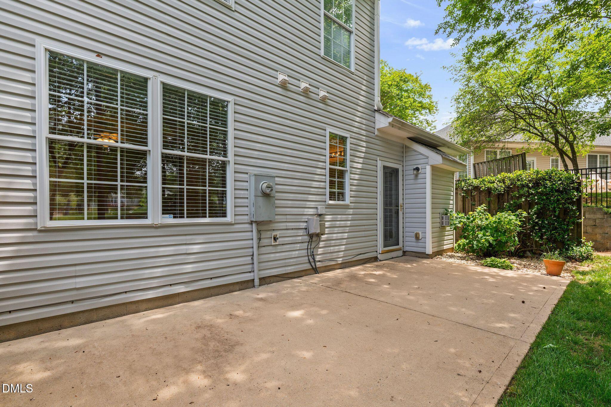 431 Sawgrass Hill Court