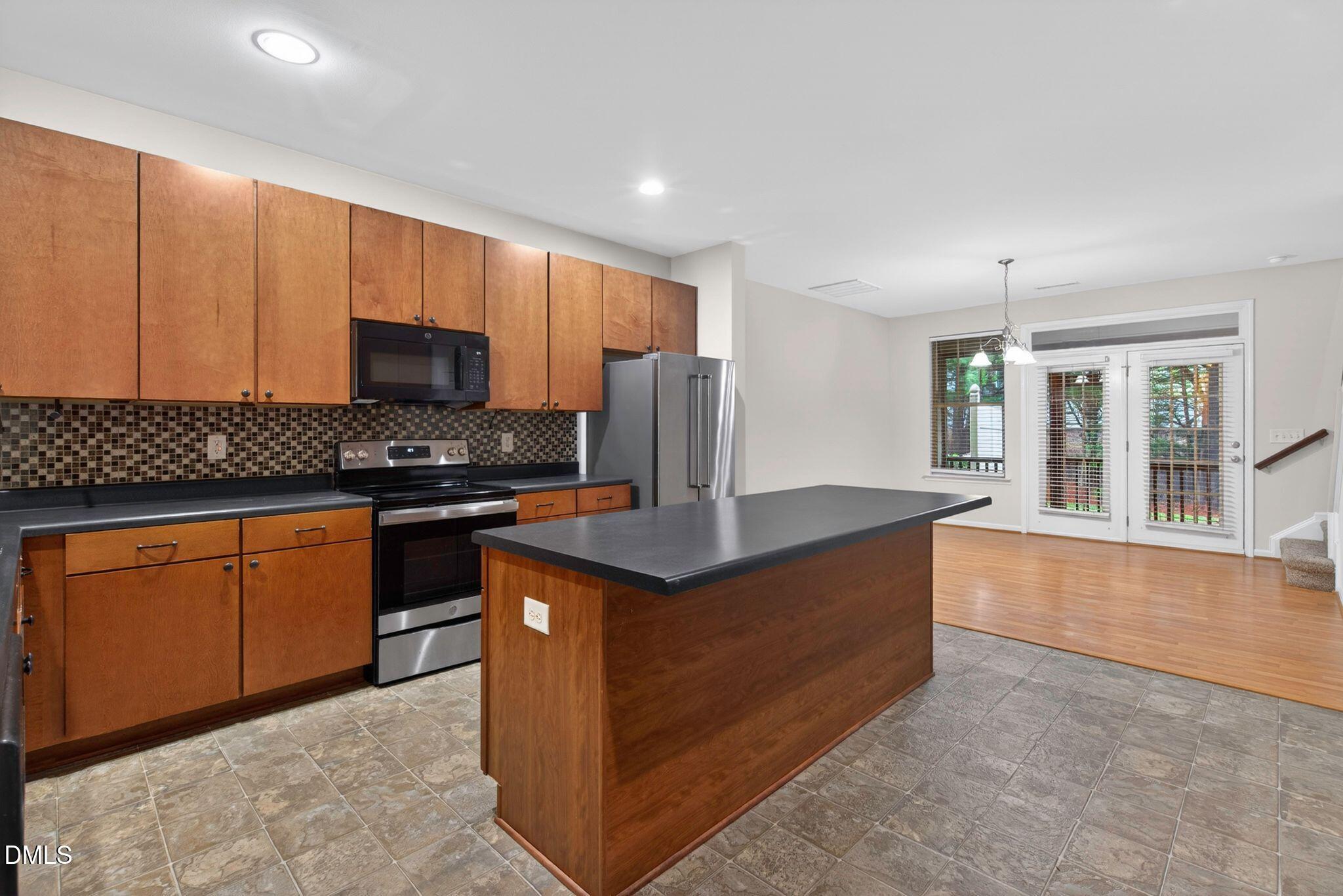 3018 Freeport Drive