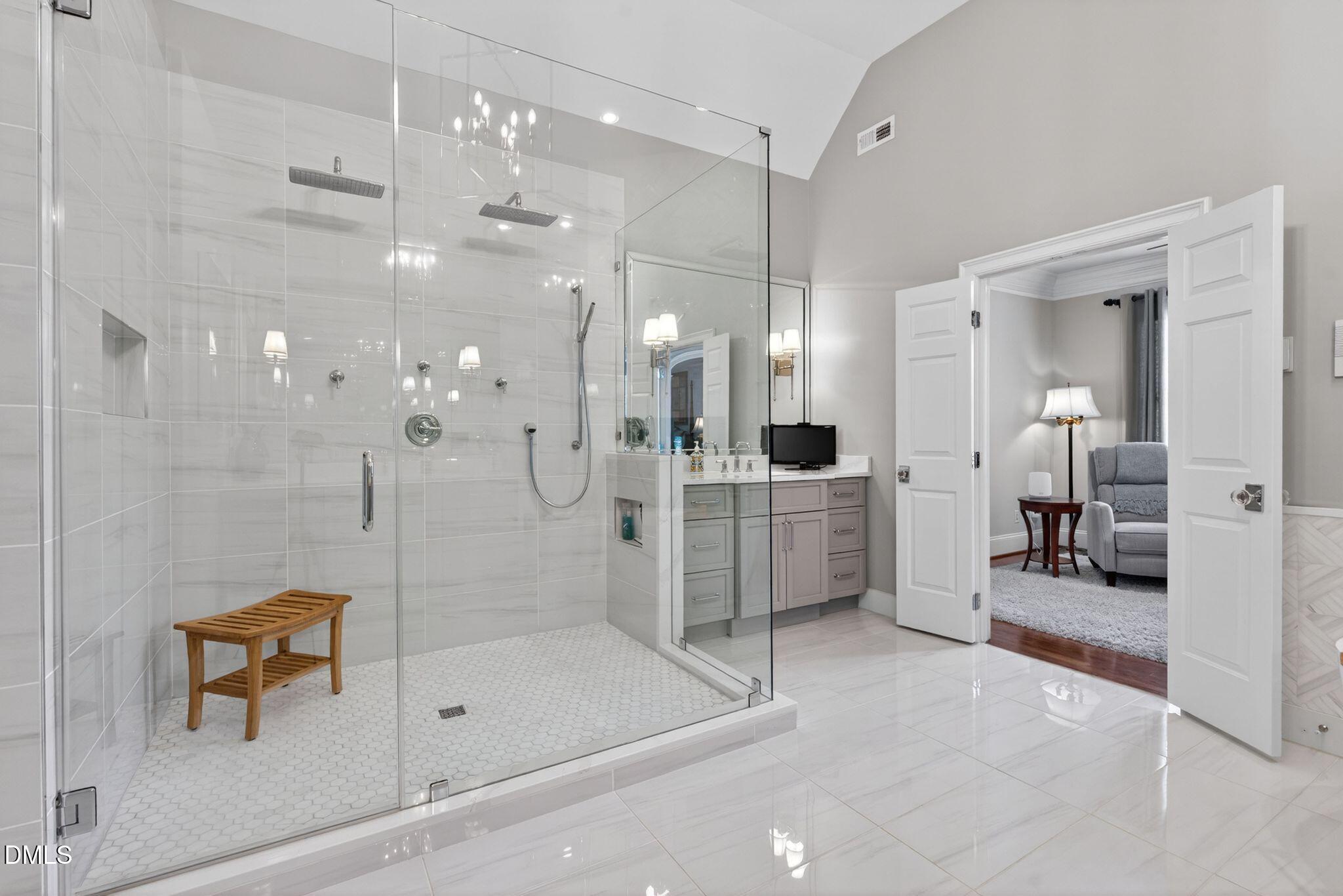 304 Pond Bluff Way