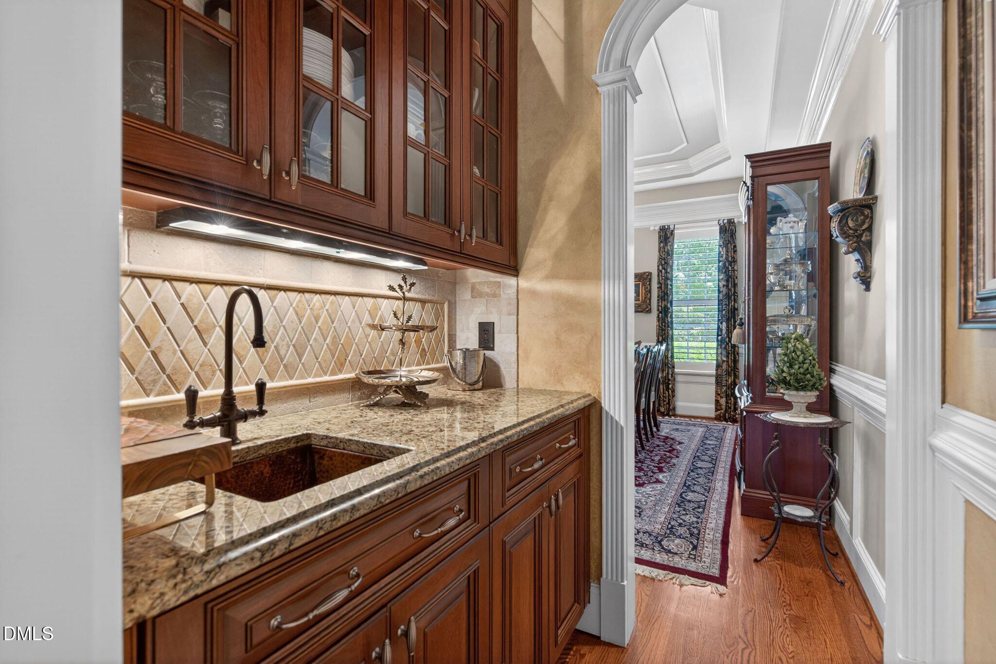 304 Pond Bluff Way
