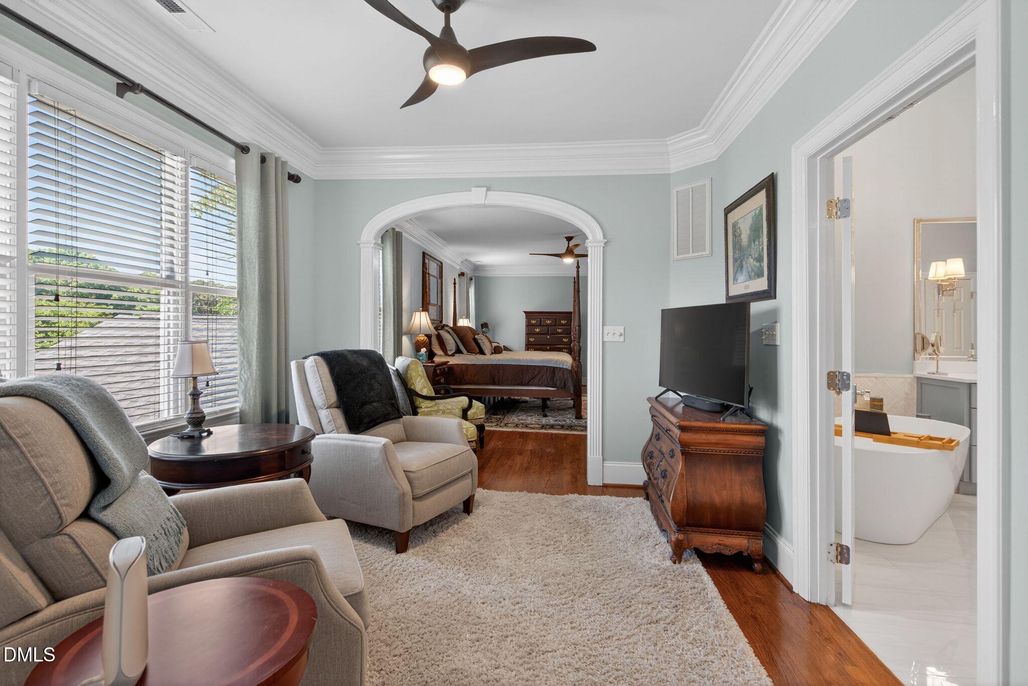 304 Pond Bluff Way