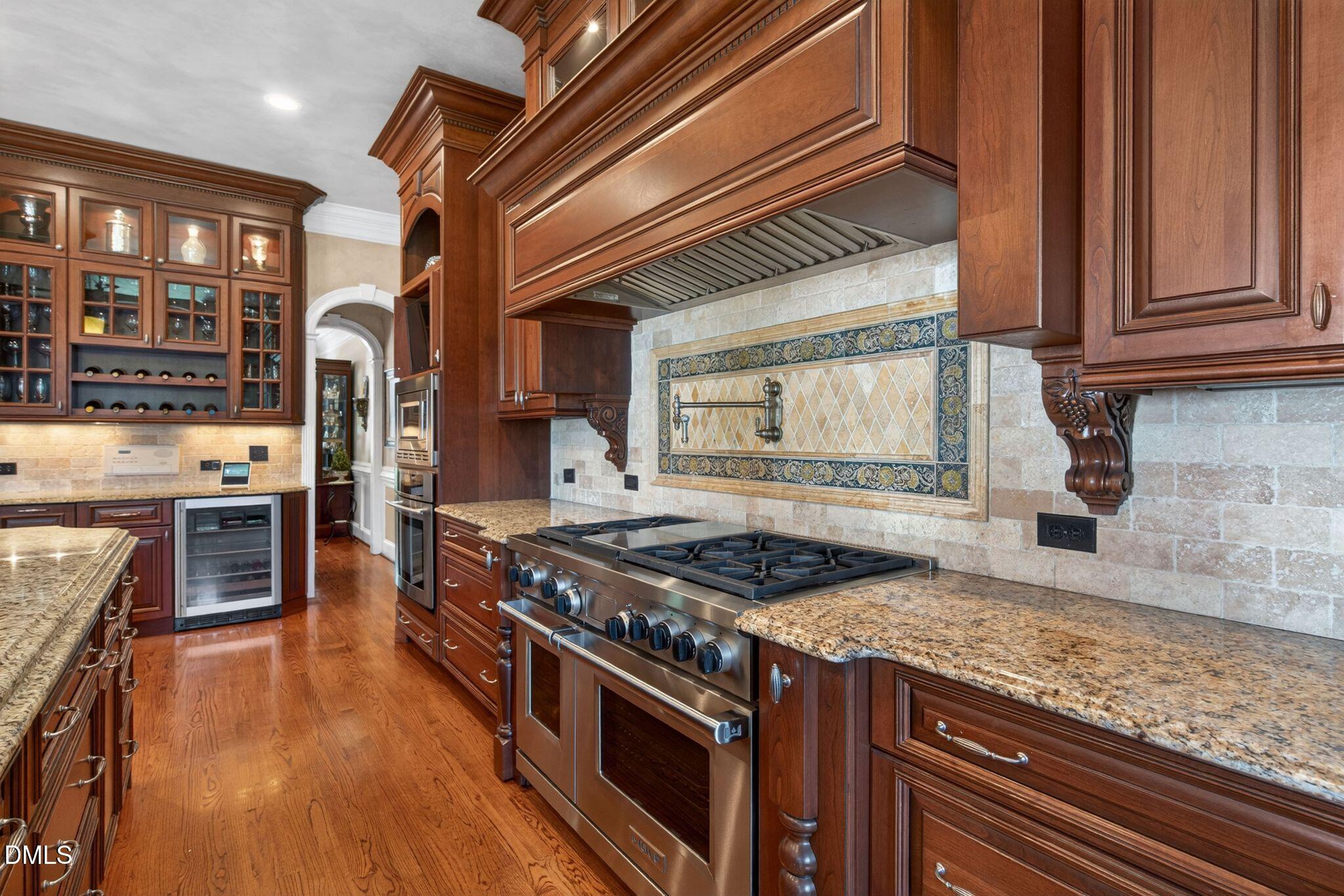 304 Pond Bluff Way