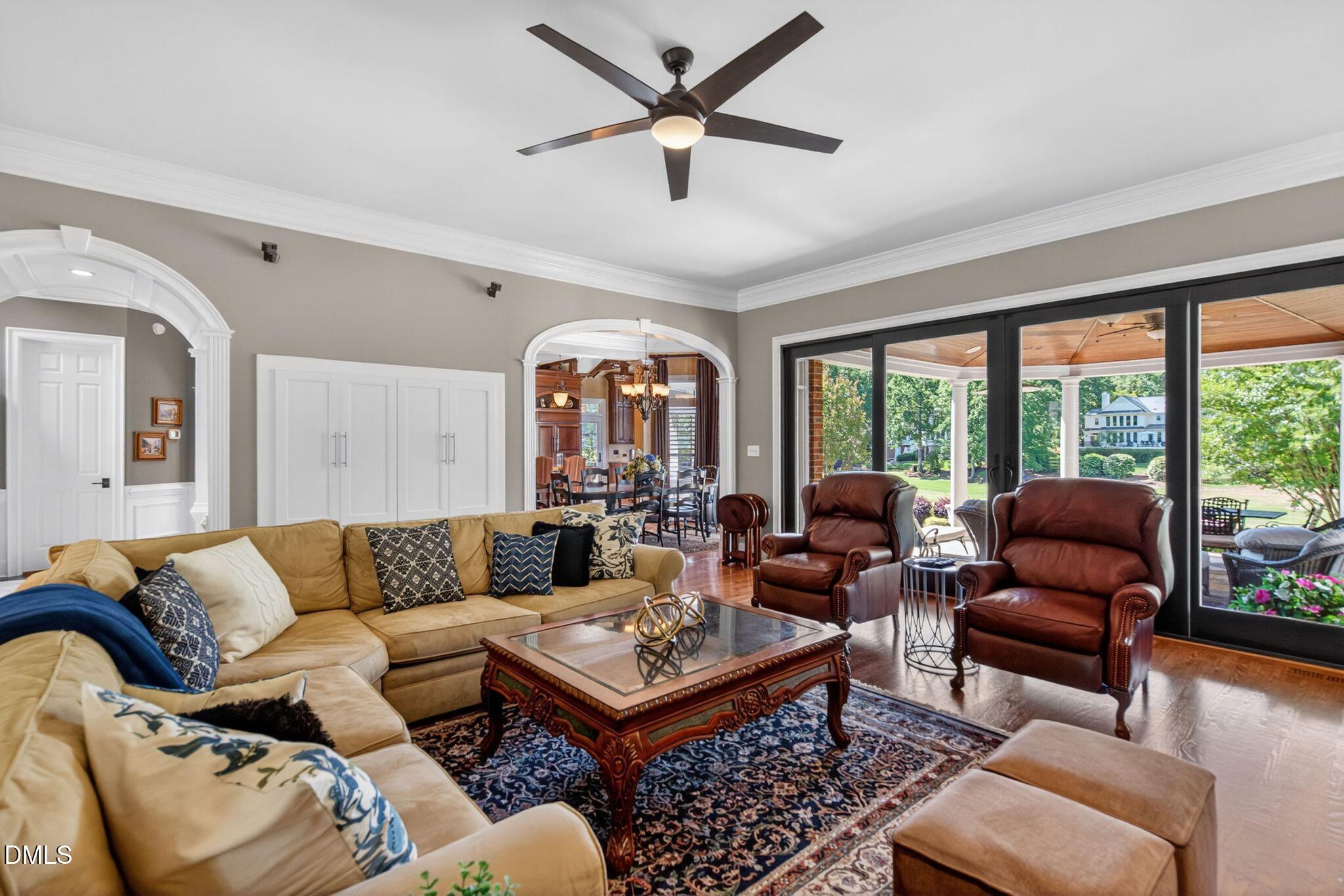 304 Pond Bluff Way