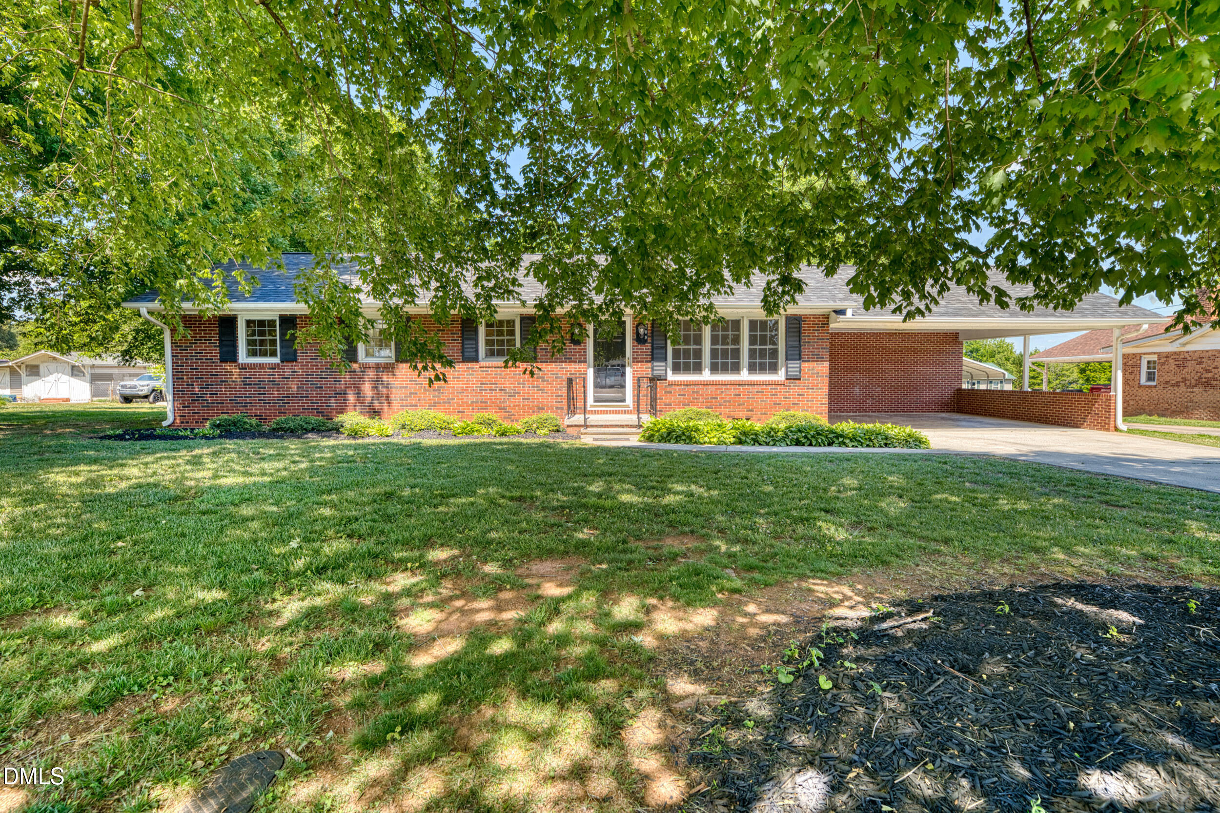209 N Wilkins Road