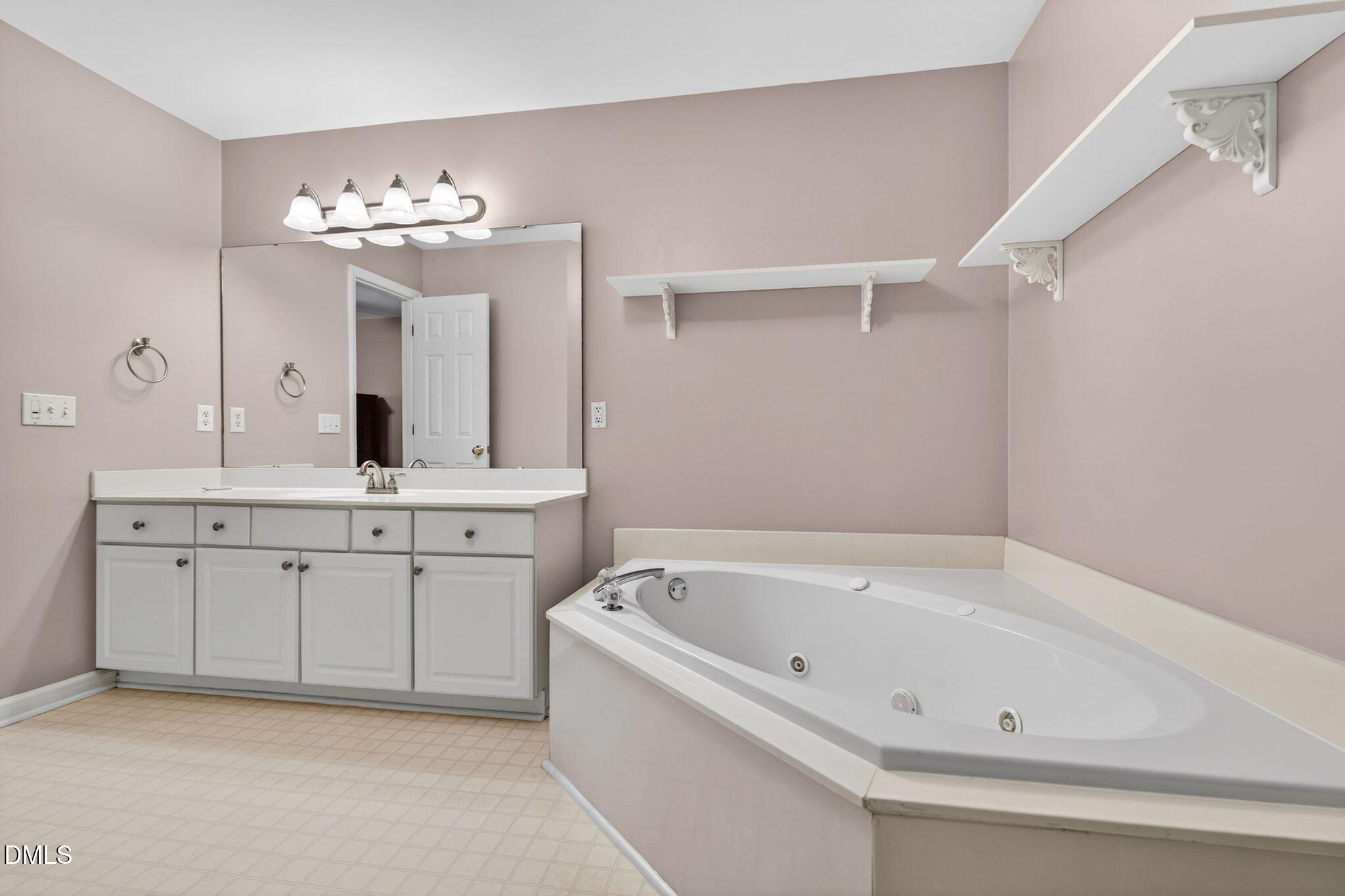 4222 Wellington Ridge Loop