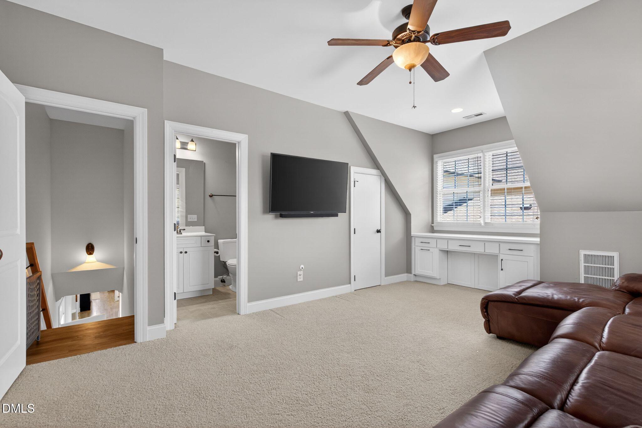 958 Tender Drive