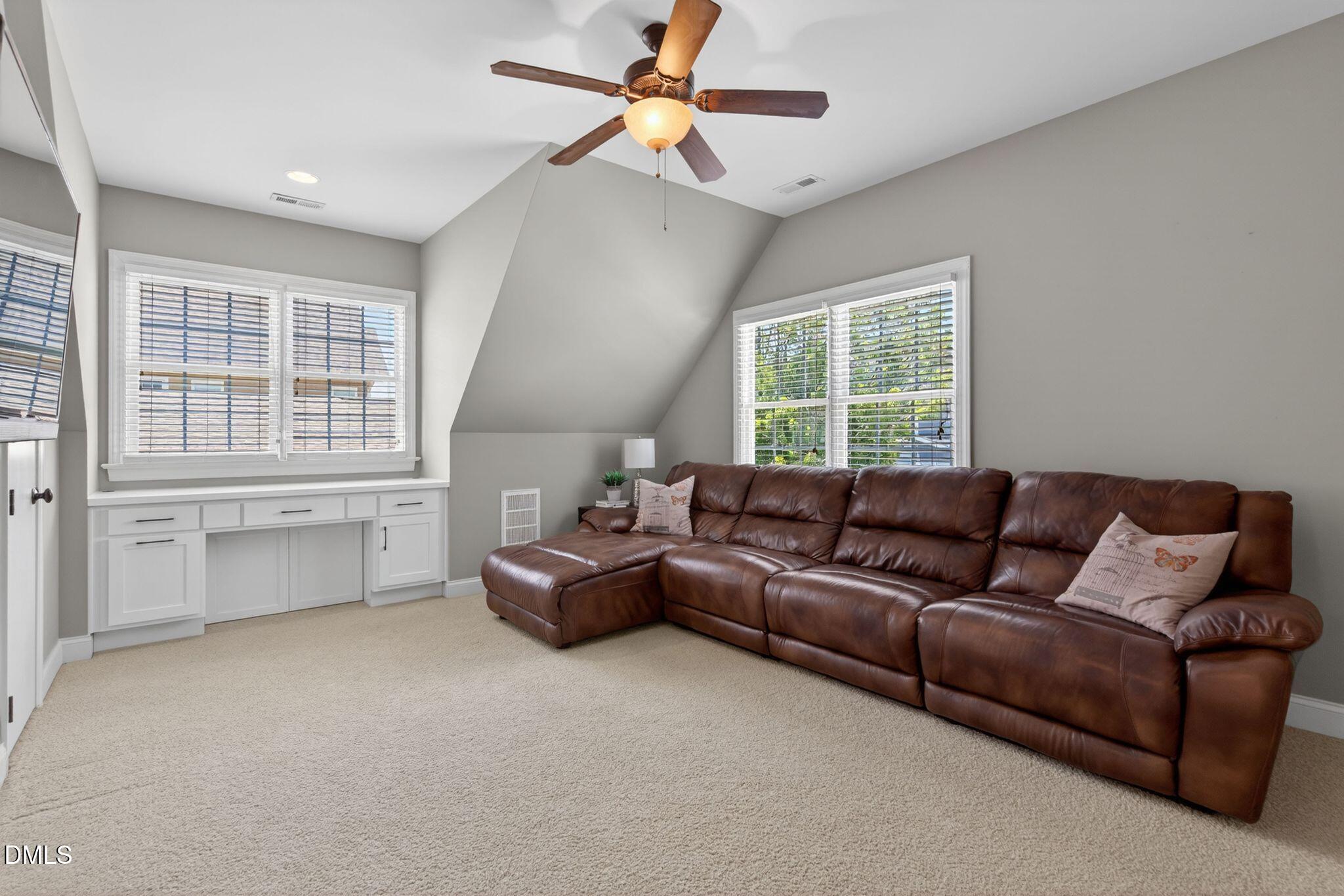 958 Tender Drive