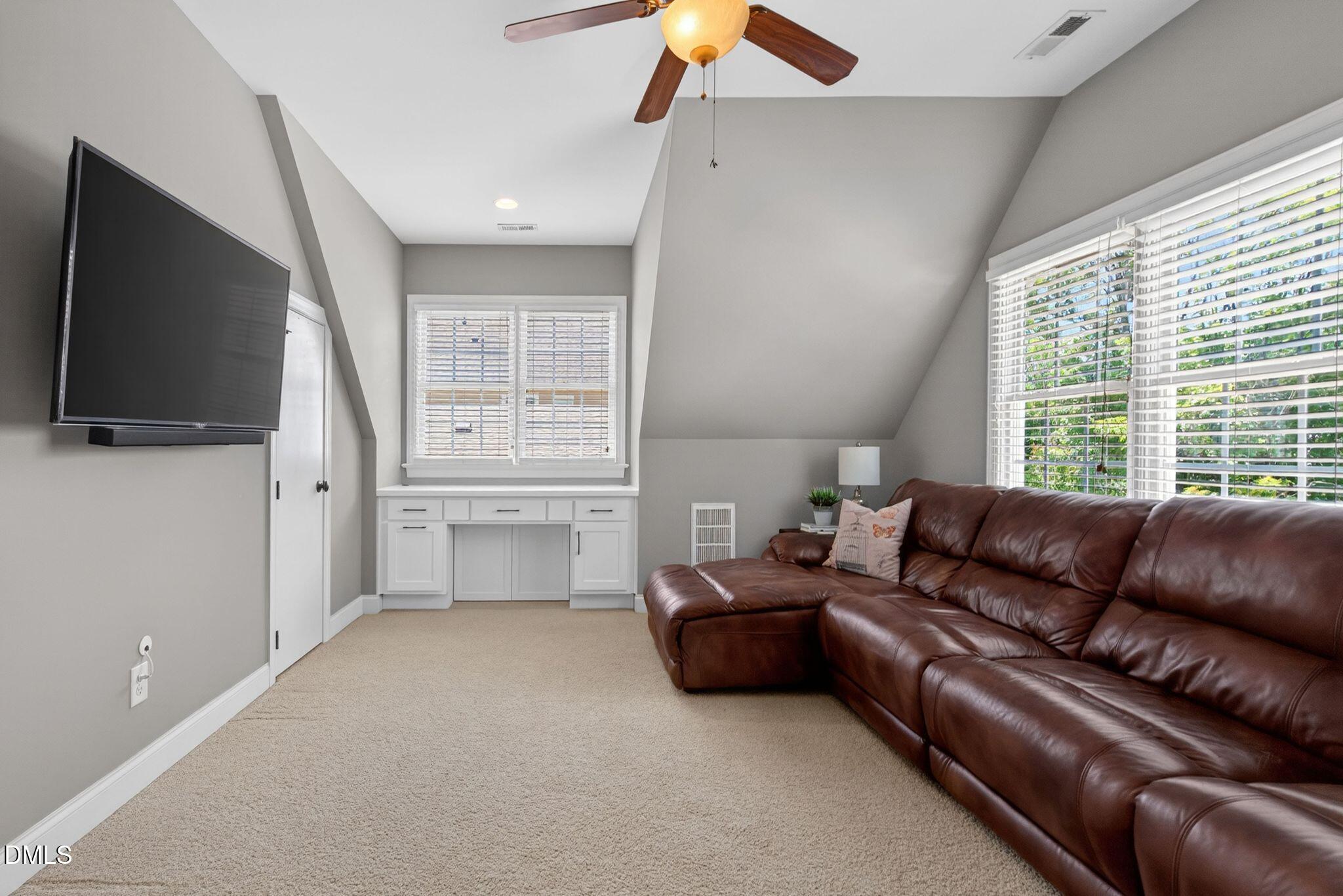 958 Tender Drive
