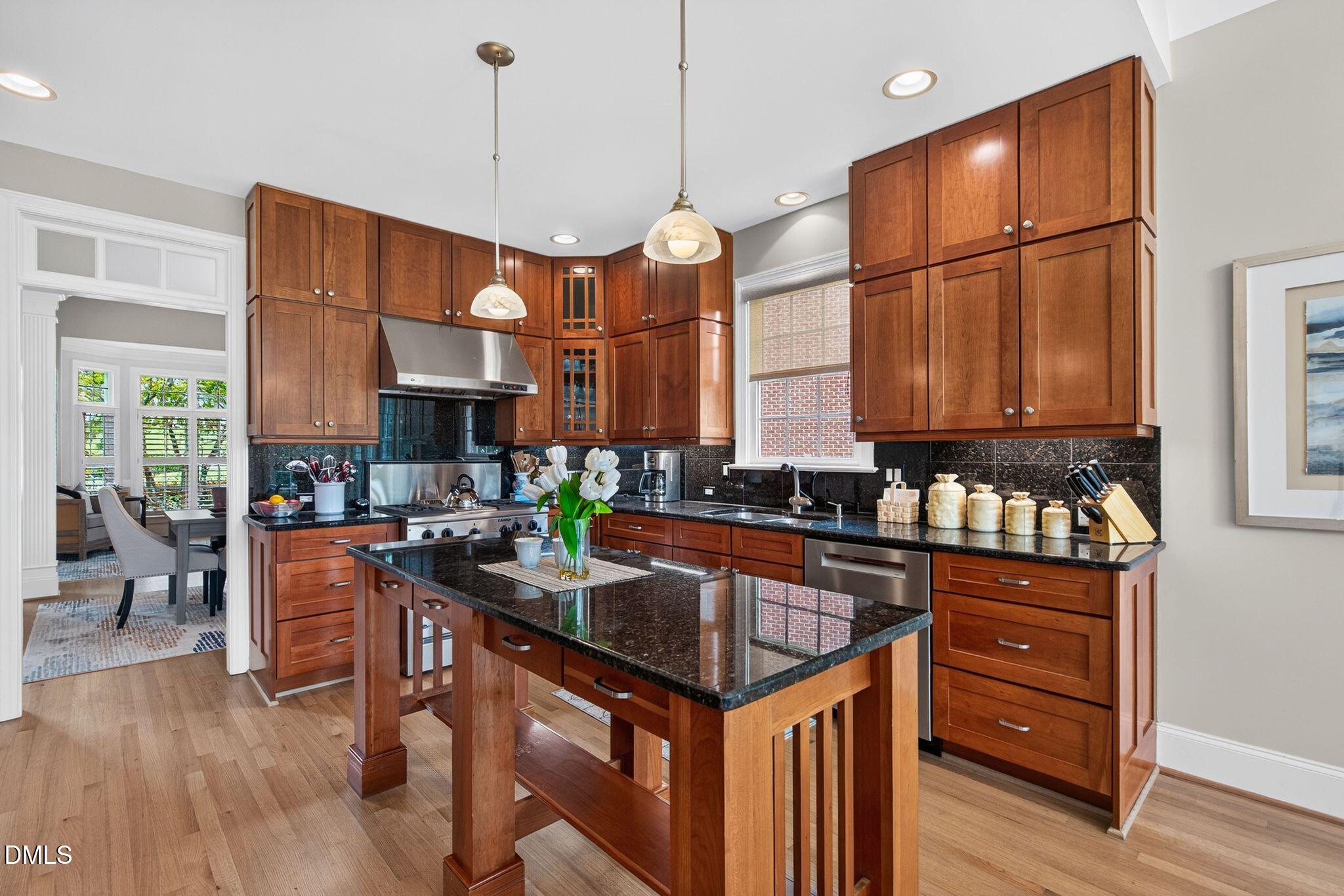 121 Bending Oak Way