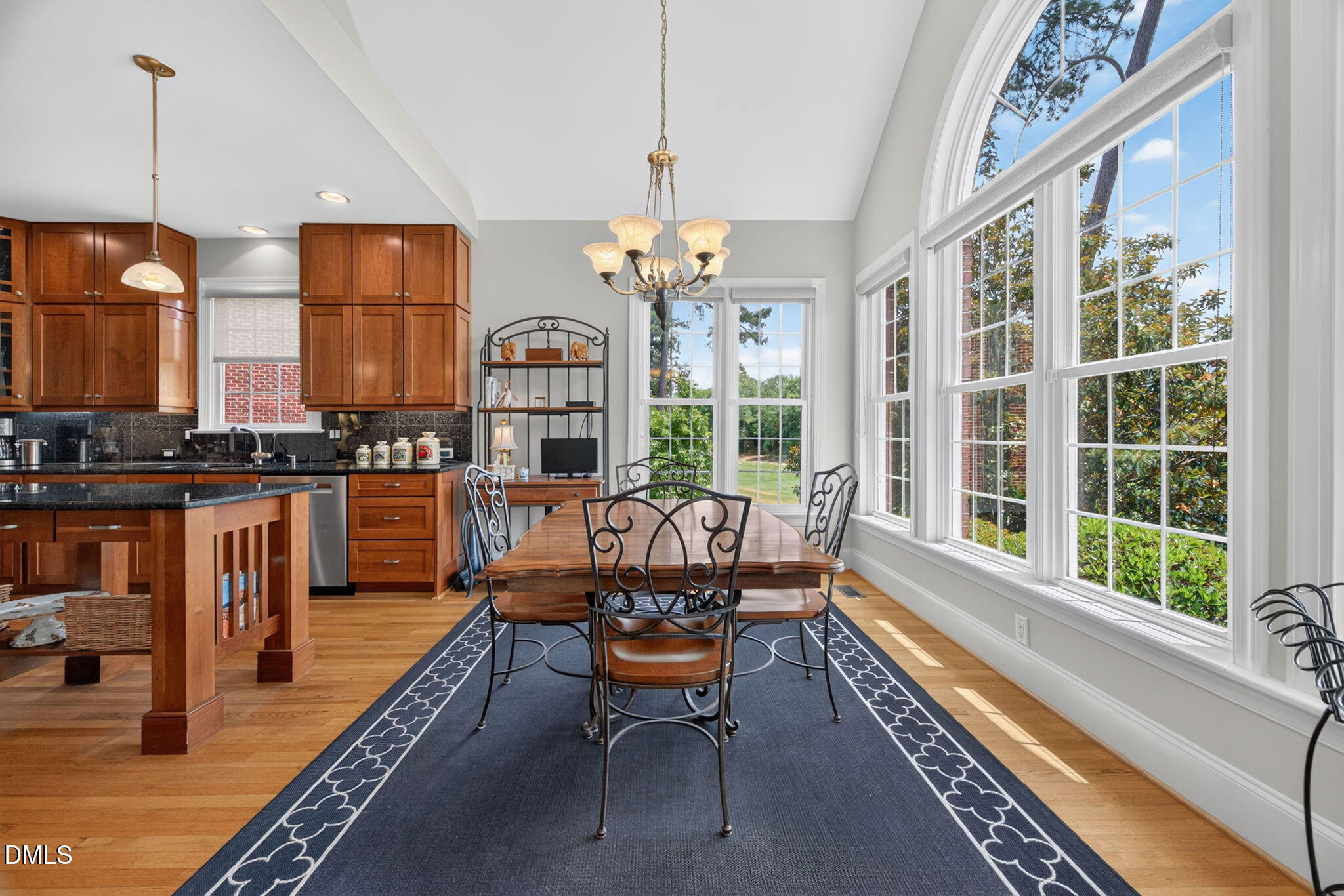 121 Bending Oak Way