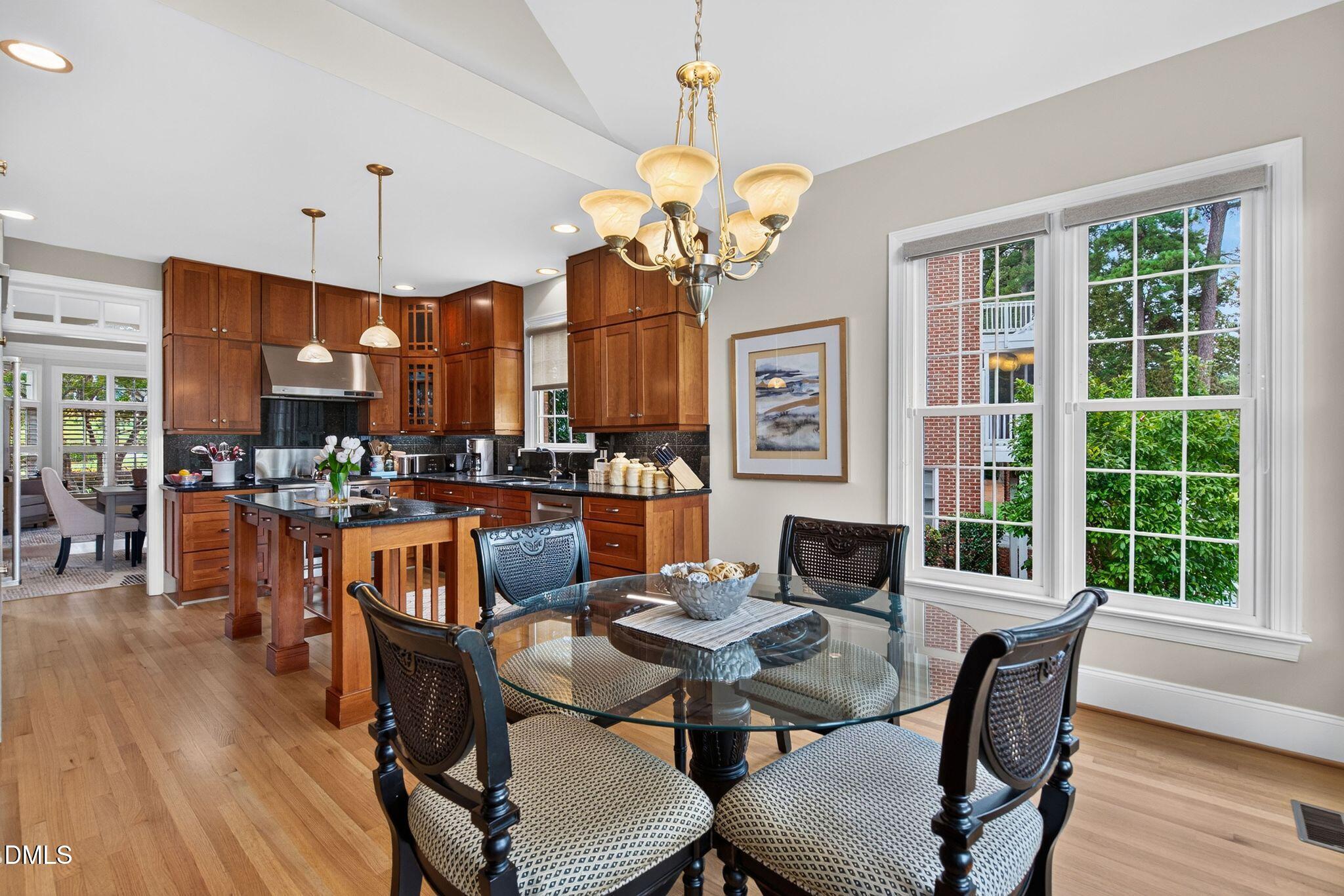 121 Bending Oak Way