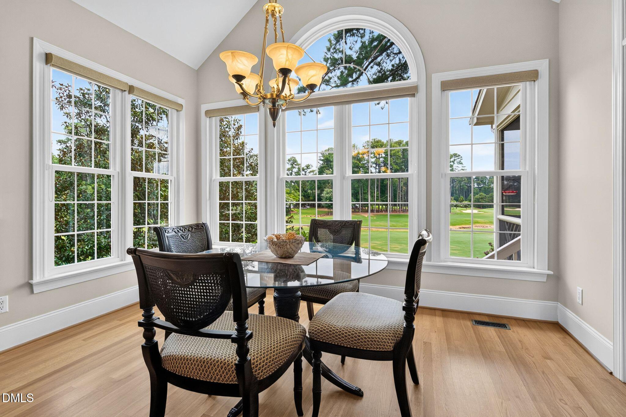 121 Bending Oak Way