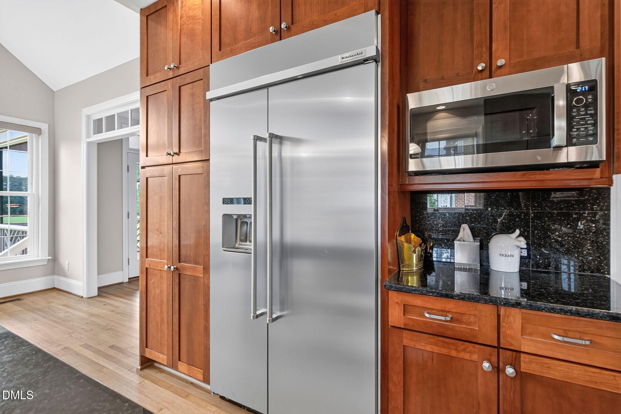 121 Bending Oak Way