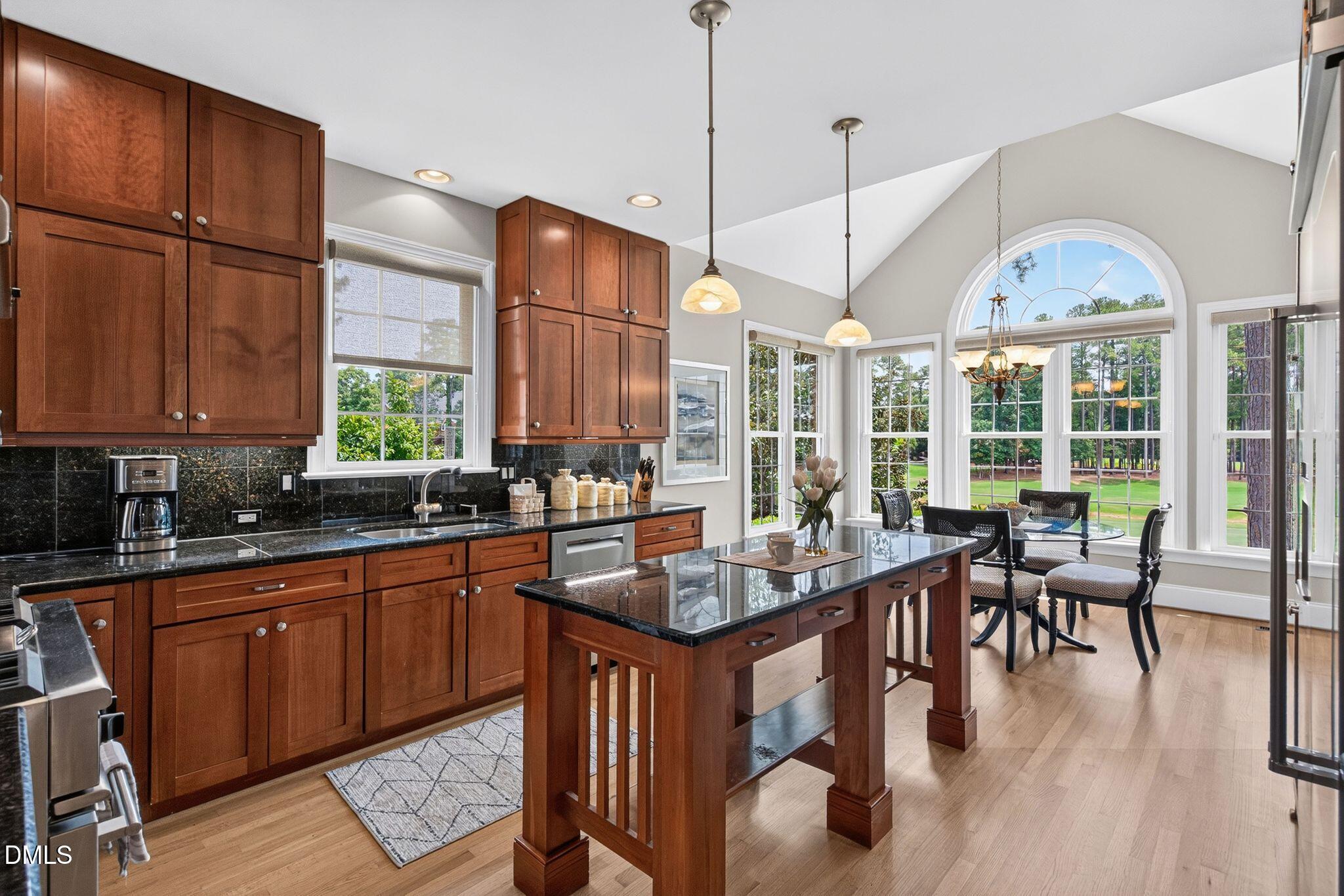121 Bending Oak Way