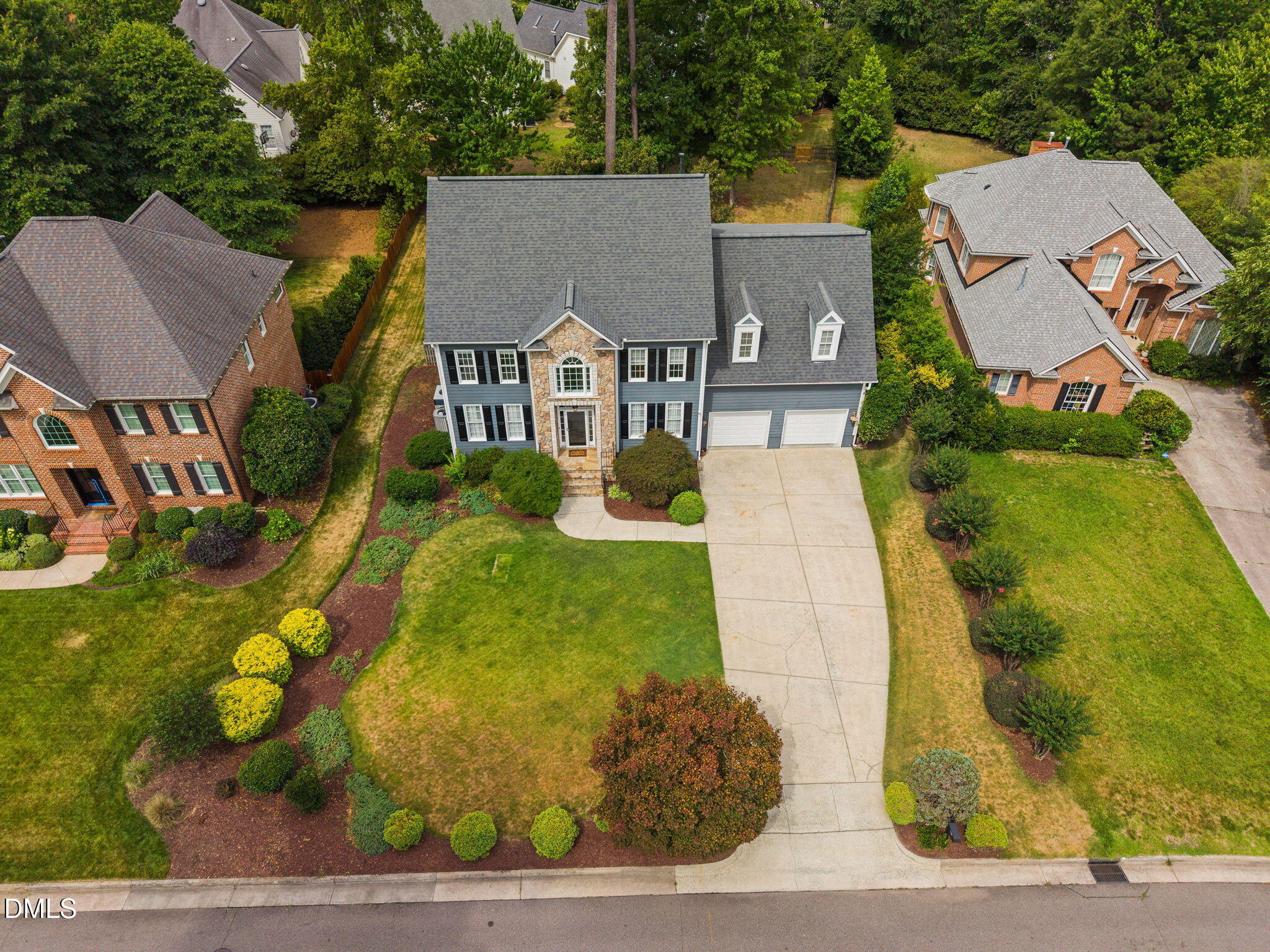 120 Crystlewood Court