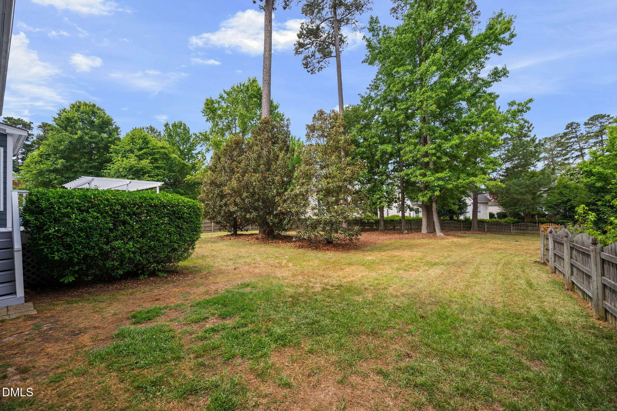 120 Crystlewood Court
