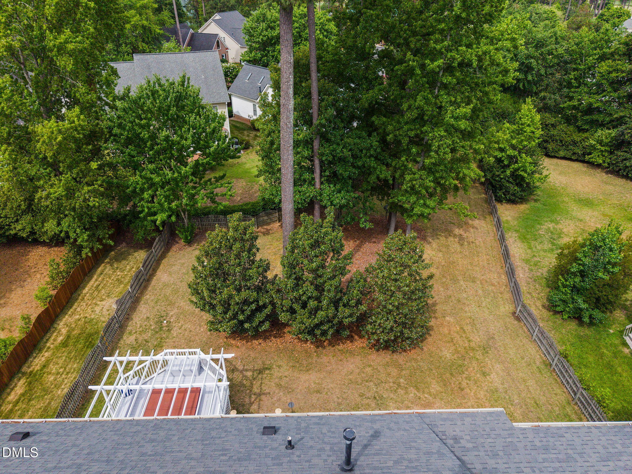 120 Crystlewood Court