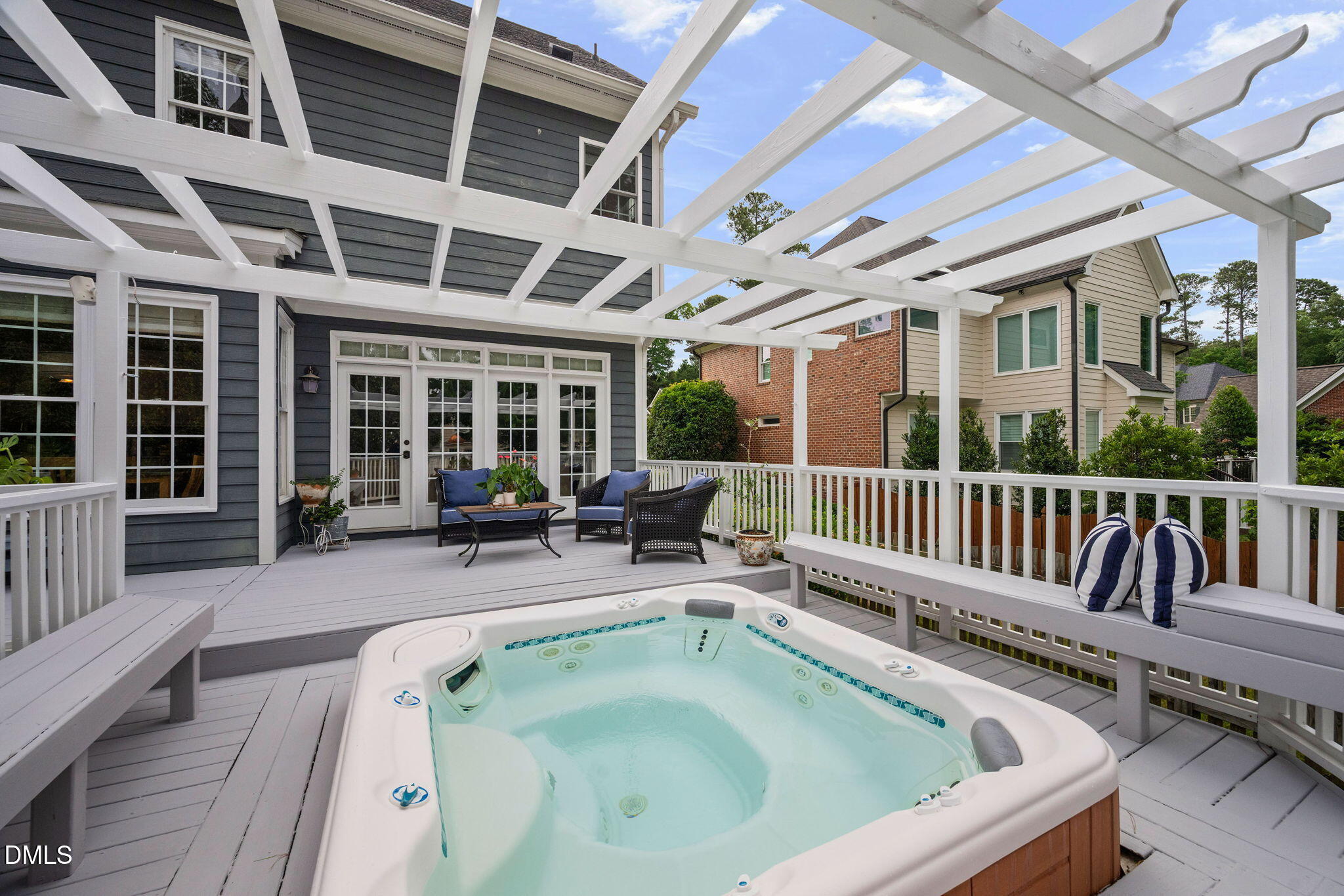 120 Crystlewood Court