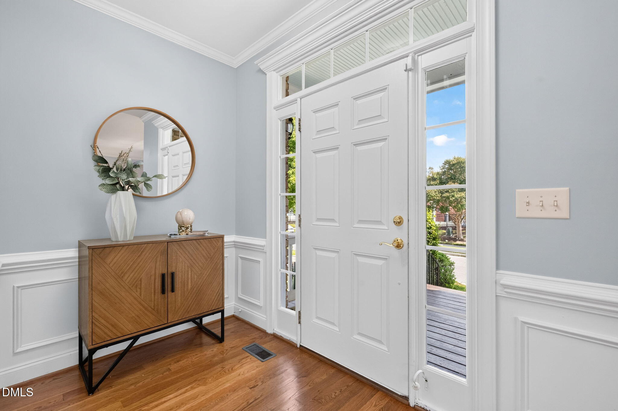 517 Commons Walk Circle