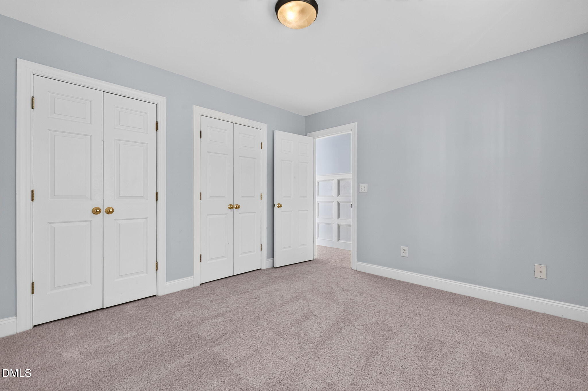 517 Commons Walk Circle